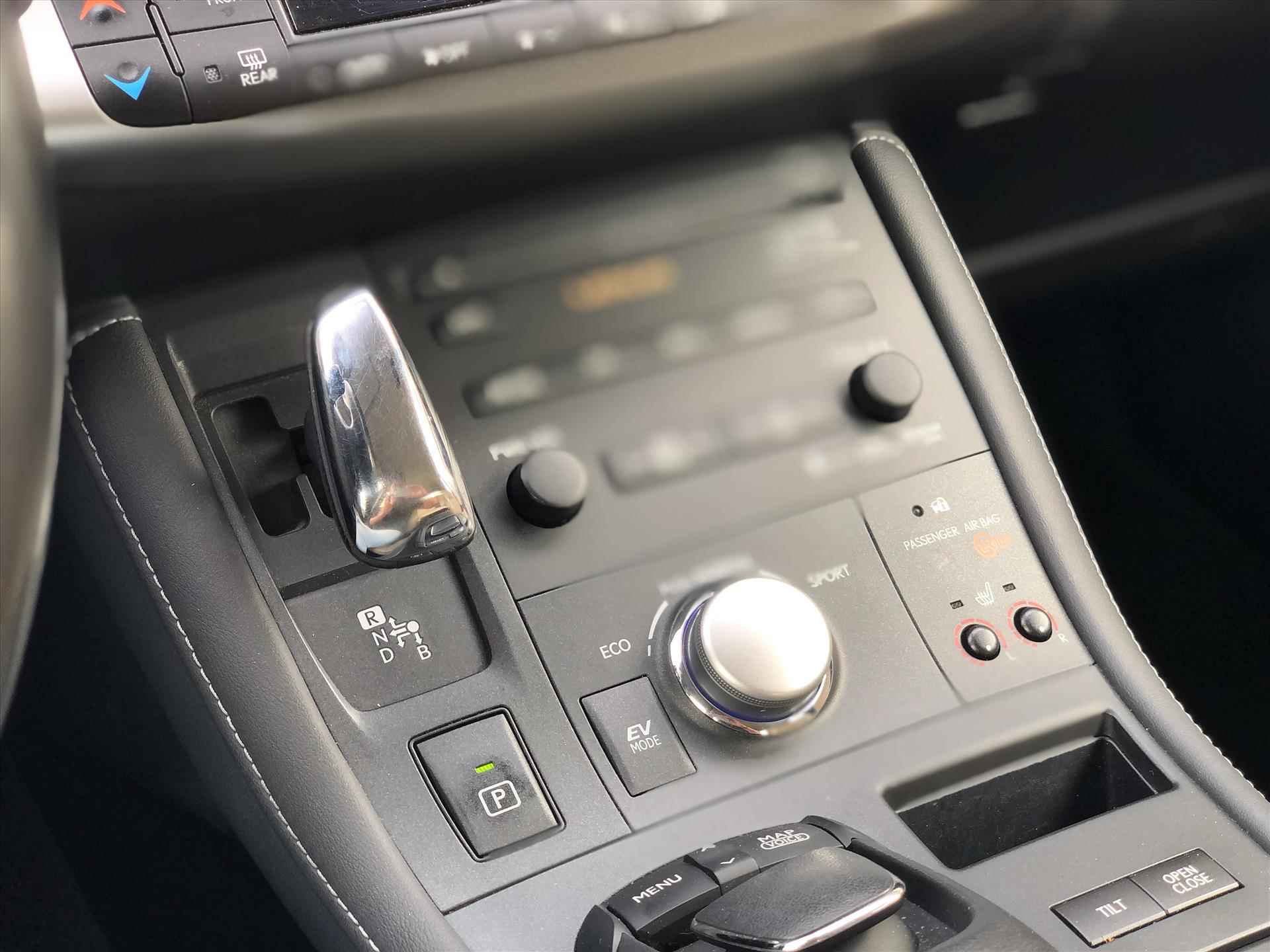 Lexus Ct 200h Luxury Line | Mark Levinson, Leer, Geheugenfunctie, Parkeersensoren, Trekhaak, Stoelverwarming - 32/43