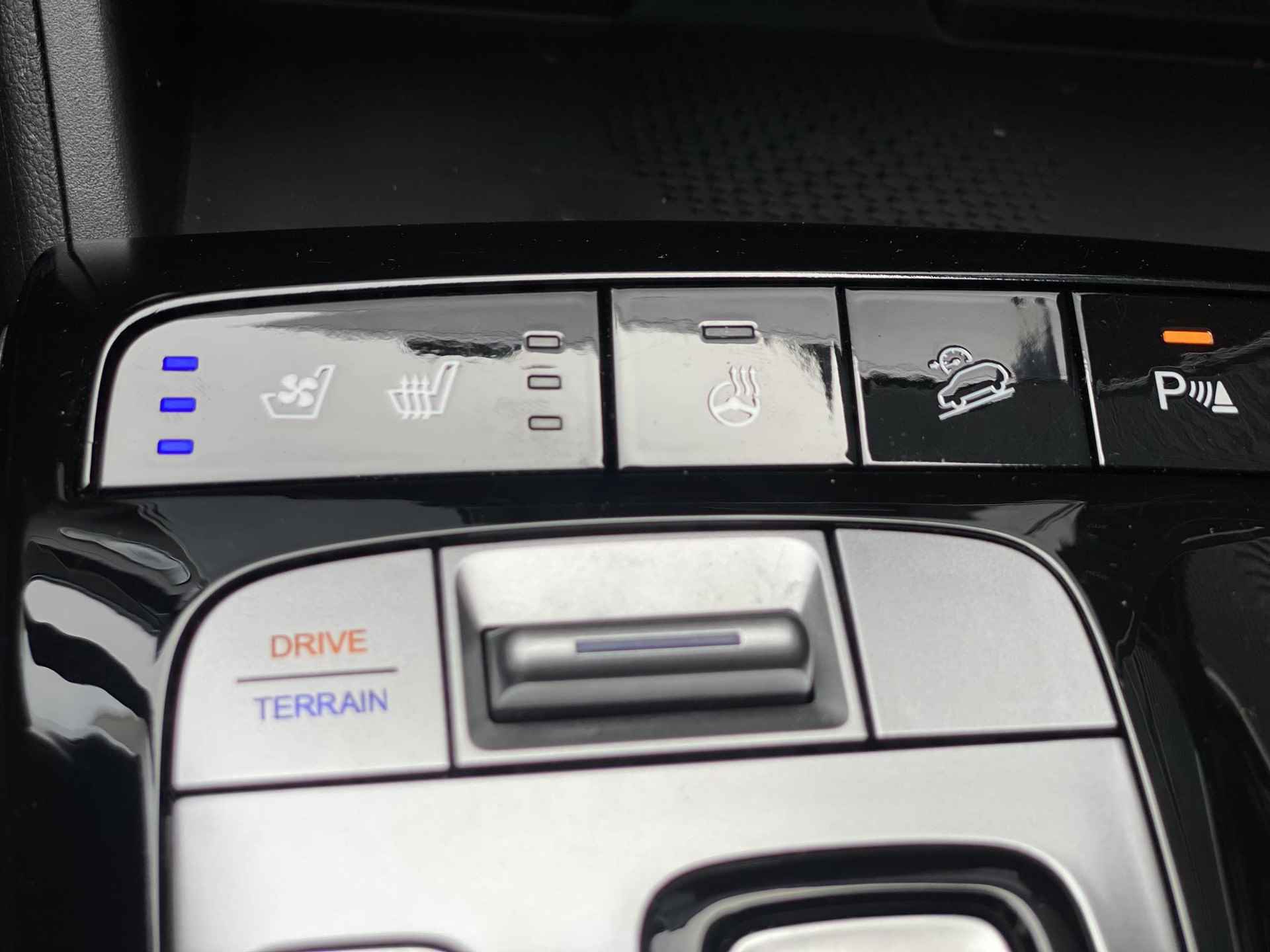 Hyundai Tucson 1.6 T-GDI HEV Premium Sky || Panoramische schuif-kanteldak| Lederen bekleding | Navigatie & Camera |Blind-spot View Monitor || - 17/38