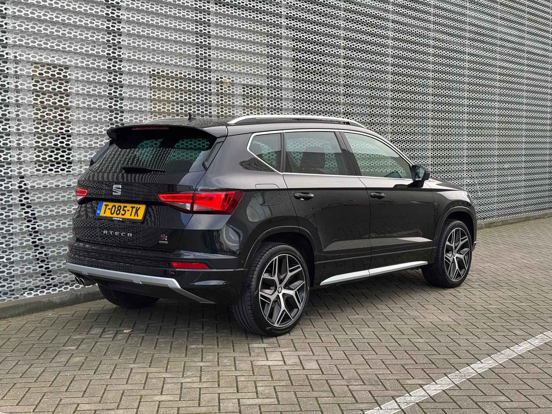 SEAT Ateca 2.0 TSI 190pk FR 4DRIVE Business Intense / Panoramadak / Virtual Cockpit / 19" LMV / Standkachel / 360 Camera / Keyless / LED P4 - 8/31