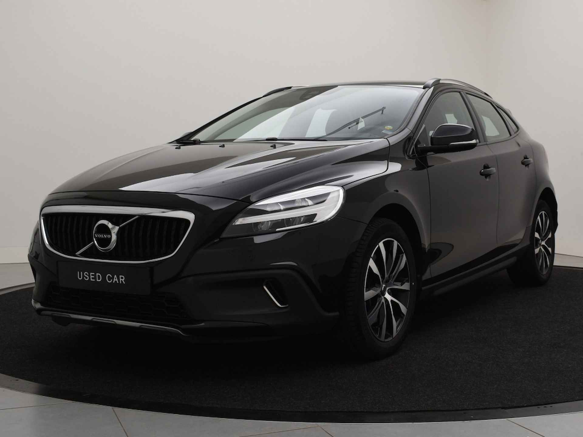 Volvo V40 Cross Country T3 AUT(6) DYNAMIC EDITION NAVI BLUETOOTH PARK ASSIST STOELVERWAR - 2/31