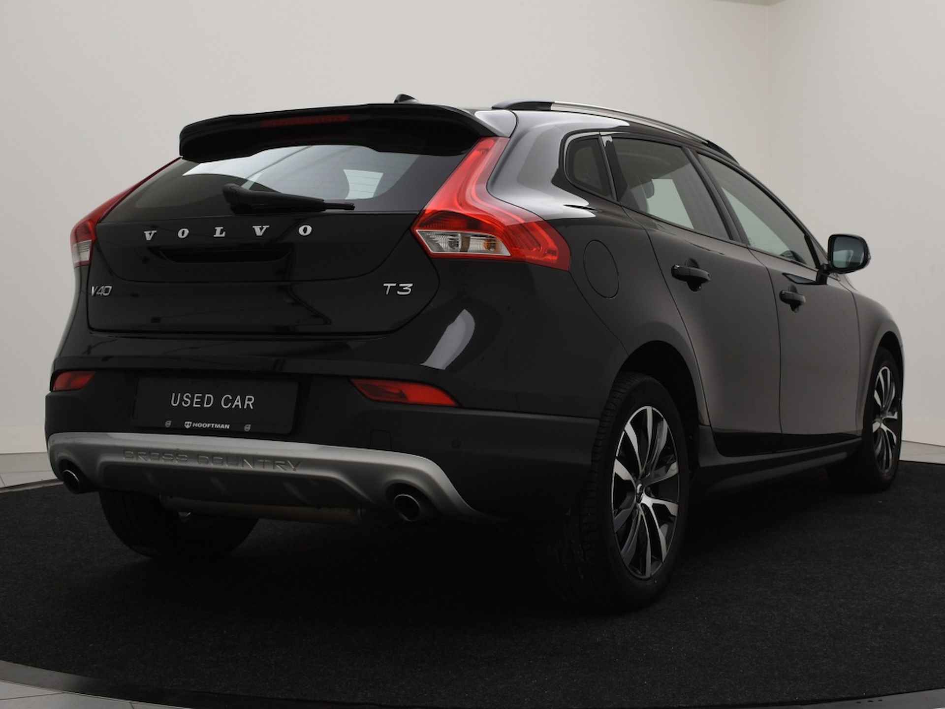 Volvo V40 Cross Country T3 AUT(6) DYNAMIC EDITION NAVI BLUETOOTH PARK ASSIST STOELVERWAR - 4/31