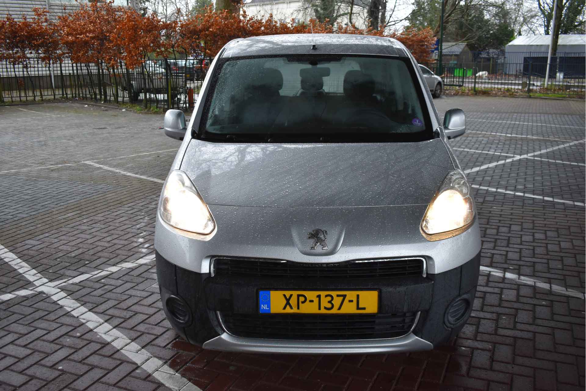 Peugeot Partner Tepee 1.6 VTi Access, boekjes,nap en onderhoudshistorie - 33/47