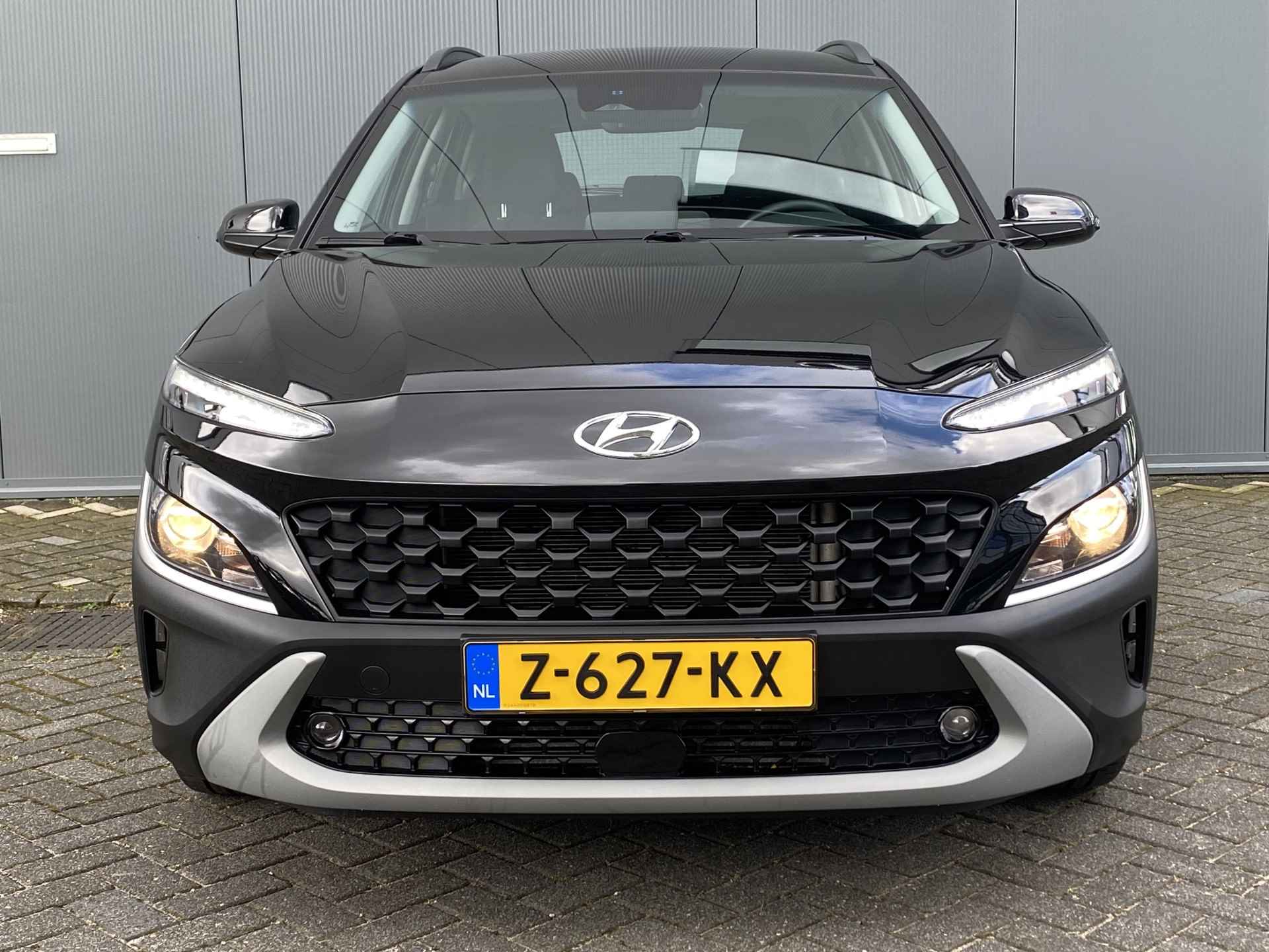 Hyundai KONA 1.0 T-GDI 120pk Comfort Automaat | LED | Carplay | Climate | Camera | Navigatie | 16" Lichtmetaal | Cruisecontrol | Parkeersenso - 4/28