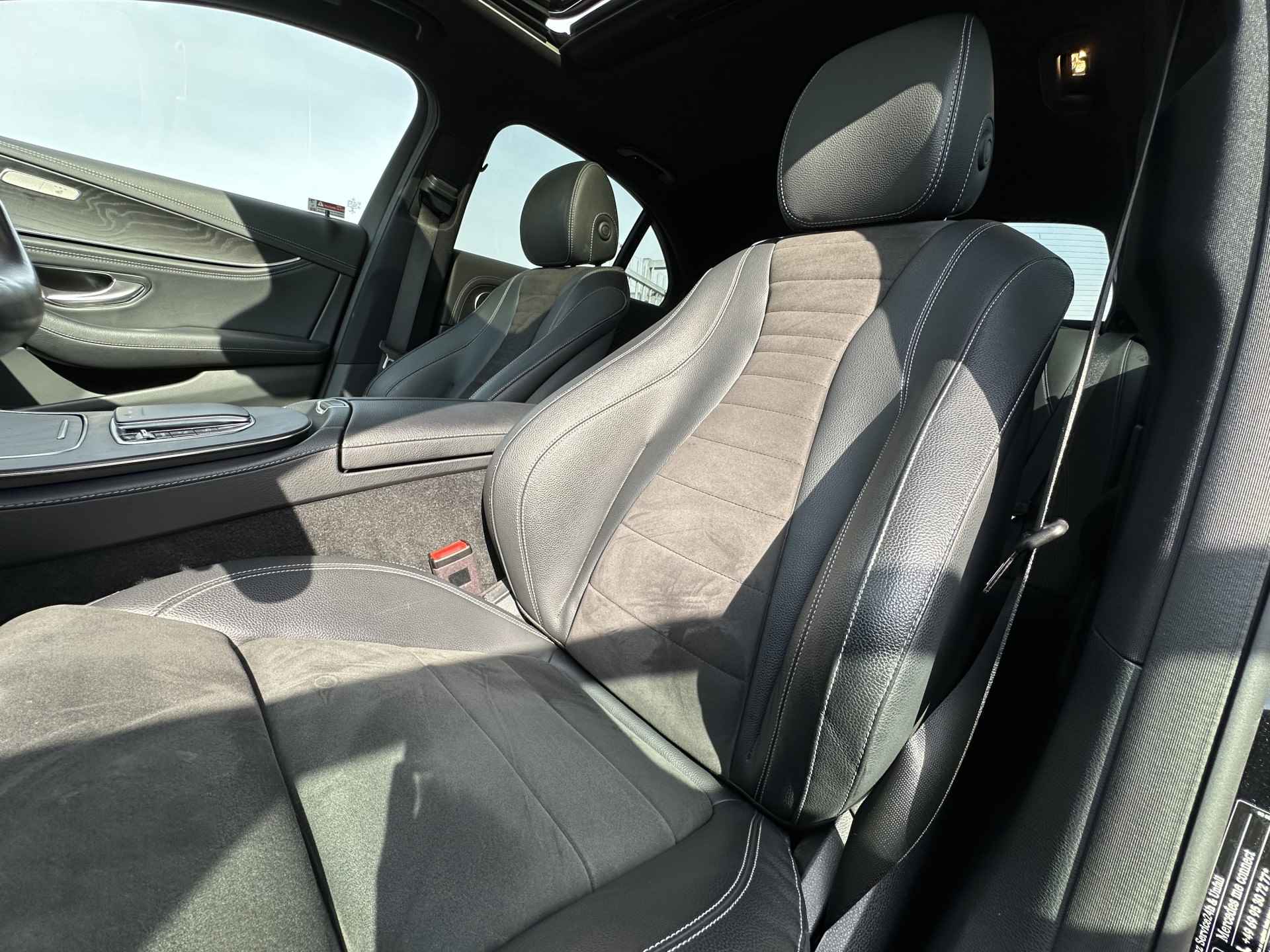 Mercedes-Benz E-Klasse 220 d AMG Line Aut9 NEW MODEL, wide screen, sch/dak. - 22/25