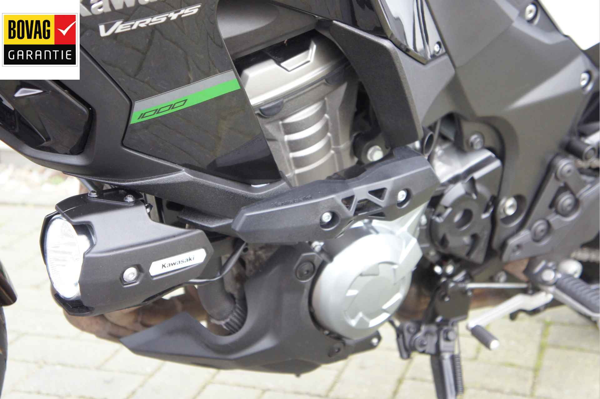 Kawasaki VERSYS 1000 SE Grand Tourer - 17/24