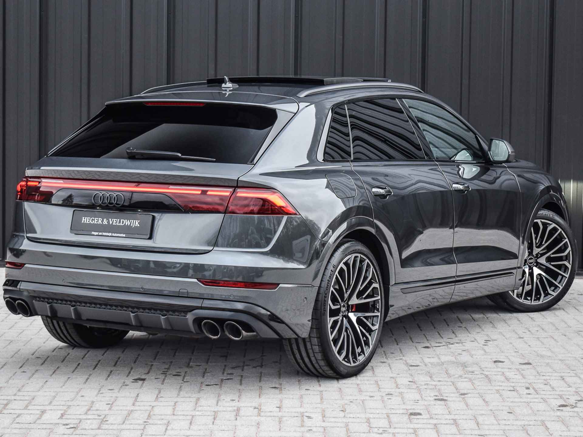 Audi Q8 55TFSI e QUATTRO PRO LINE S COMPETITION | S-SEATS | PANORAMADAK | 4 WIEL BESTURING | B&O SOUND | HEAD-UP | LUCHTVERING | DAB+ | - 4/62