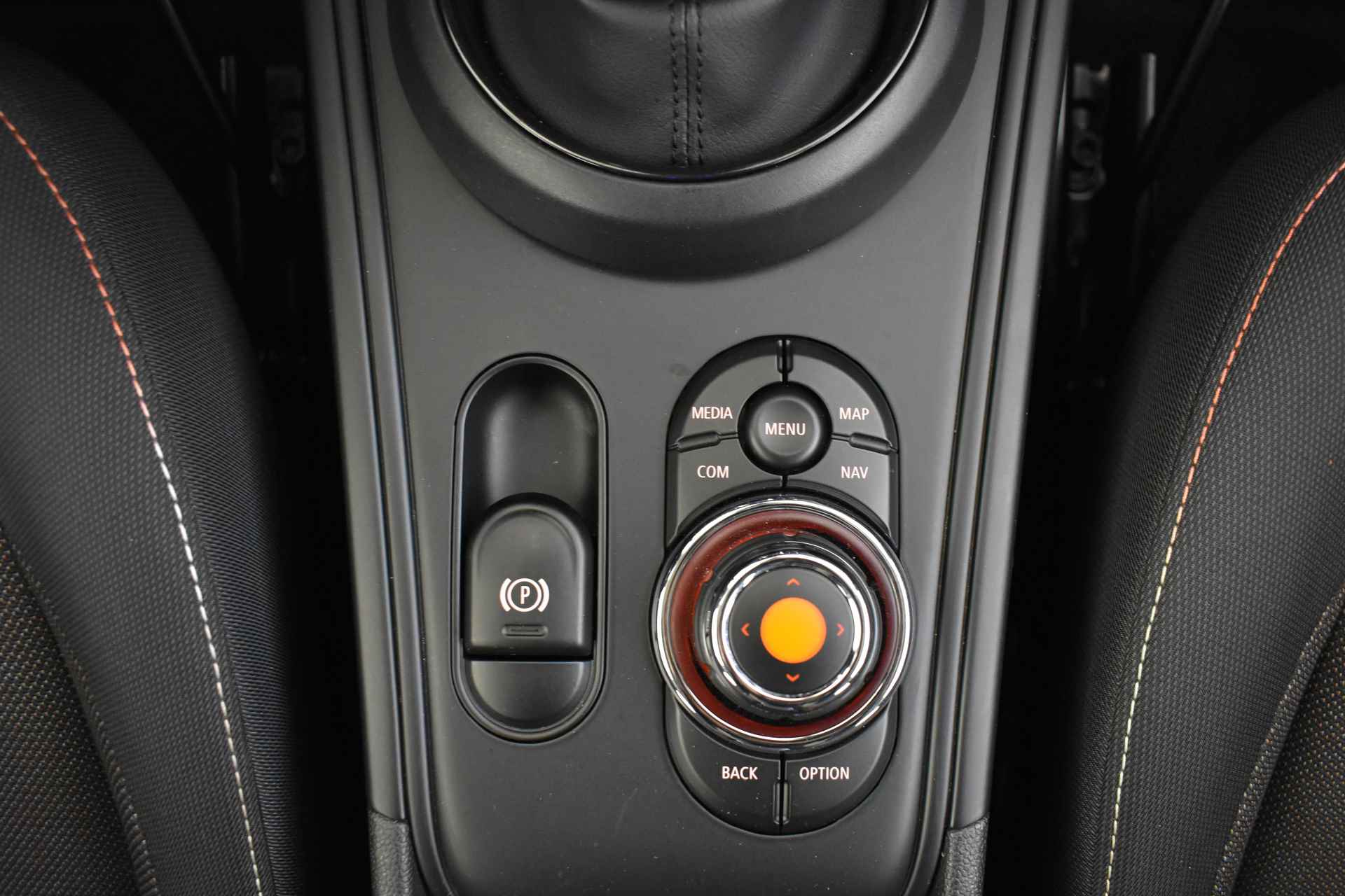 MINI Countryman Cooper Pepper Automaat / Achteruitrijcamera / LED / Park Assistant / Comfort Access / Cruise Control - 28/42