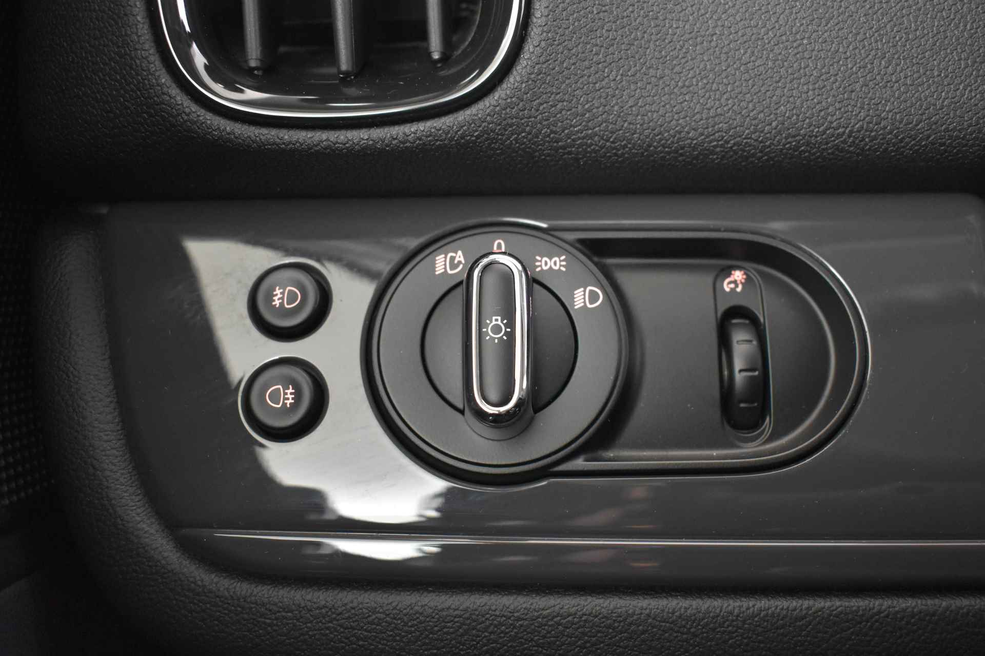 MINI Countryman Cooper Pepper Automaat / Achteruitrijcamera / LED / Park Assistant / Comfort Access / Cruise Control - 31/42