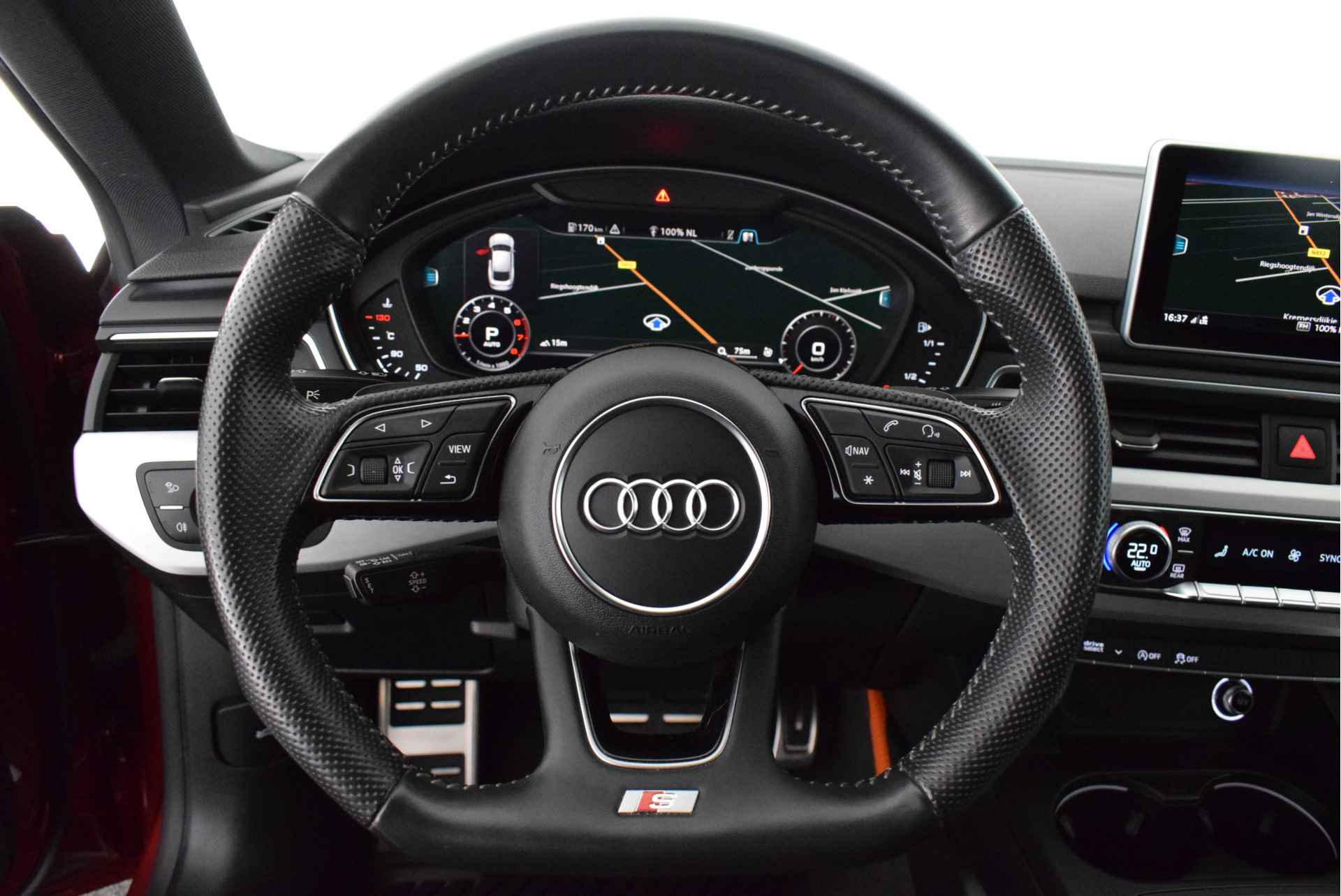 Audi A5 Sportback 35 TFSI 150pk S-Tronic 2x S-Line Black Edition Trekhaak Virtual Cockpit Navigatie - 15/51