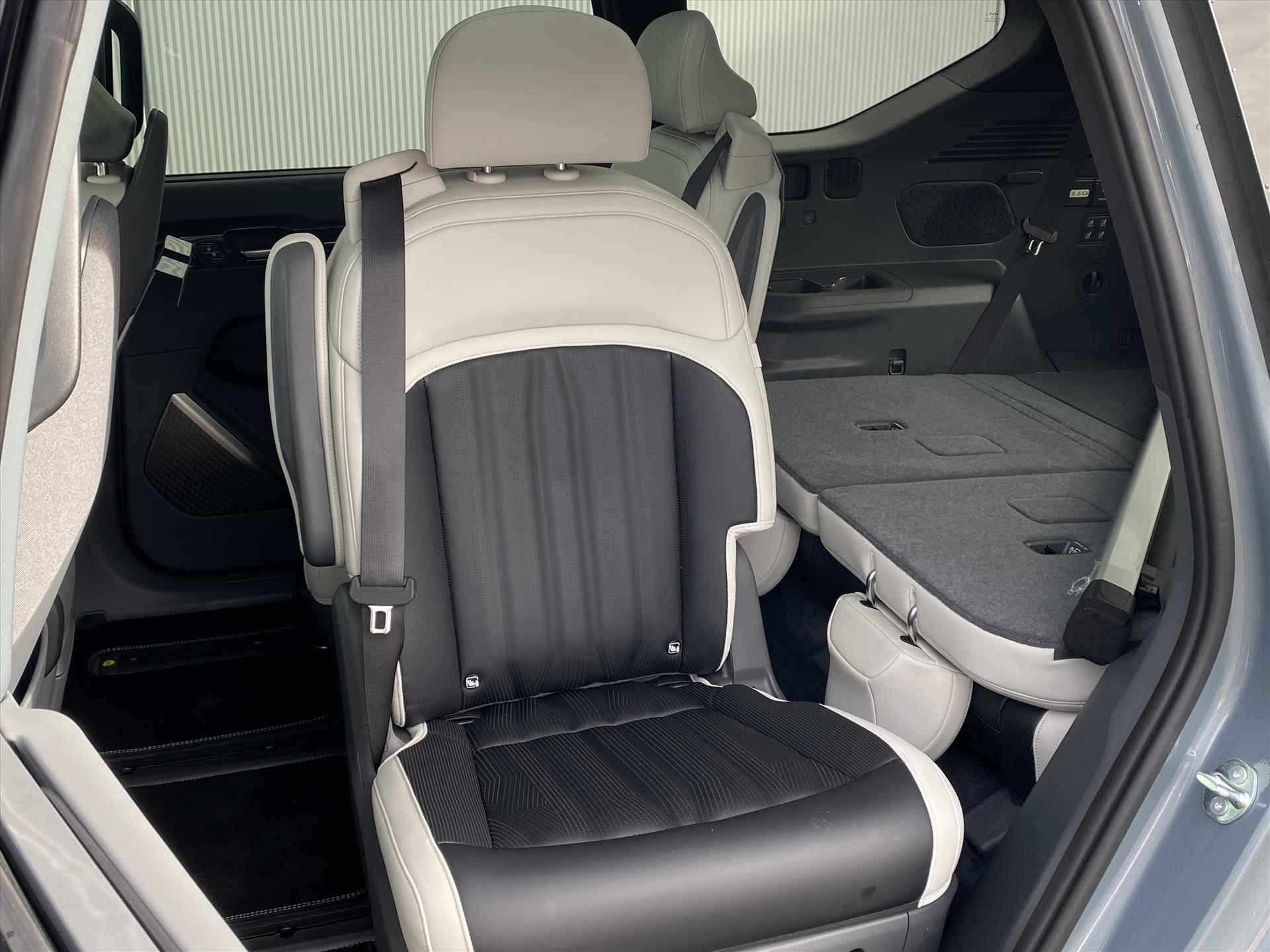 KIA Ev9 99,8kWh 384pk AWD Dual Motor Launch Edition GT-Line | Massage stoel | Digitale spiegel | 360* Camera | 6 zits | - 14/61