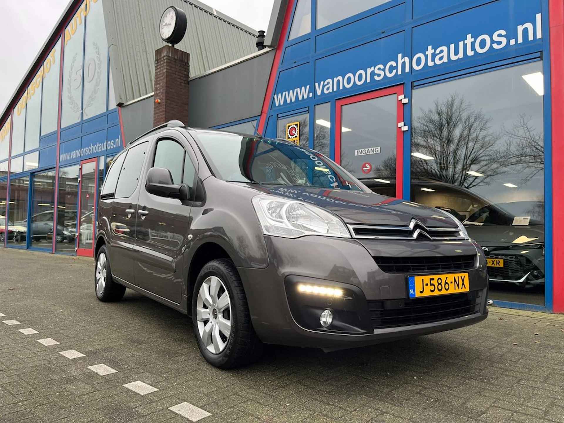 CITROEN Berlingo 1.2 110pk Navi Carplay Camera Led Airco - 22/29