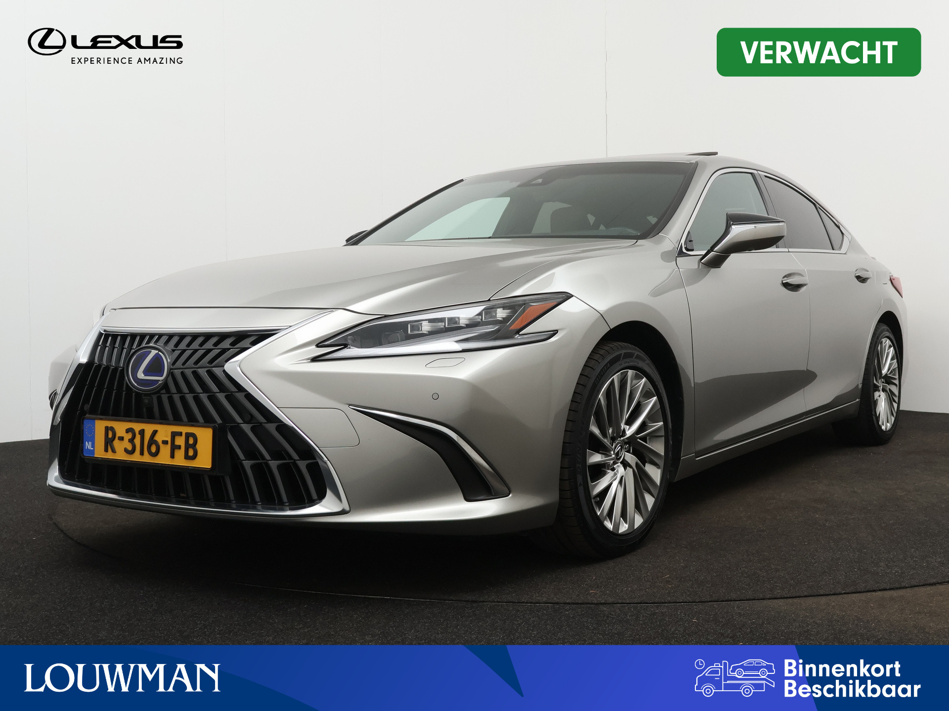 Lexus ES 300h President Line | Dodehoekdetector | Verwarmde voorstoelen | Stuurwiel verwarmd |