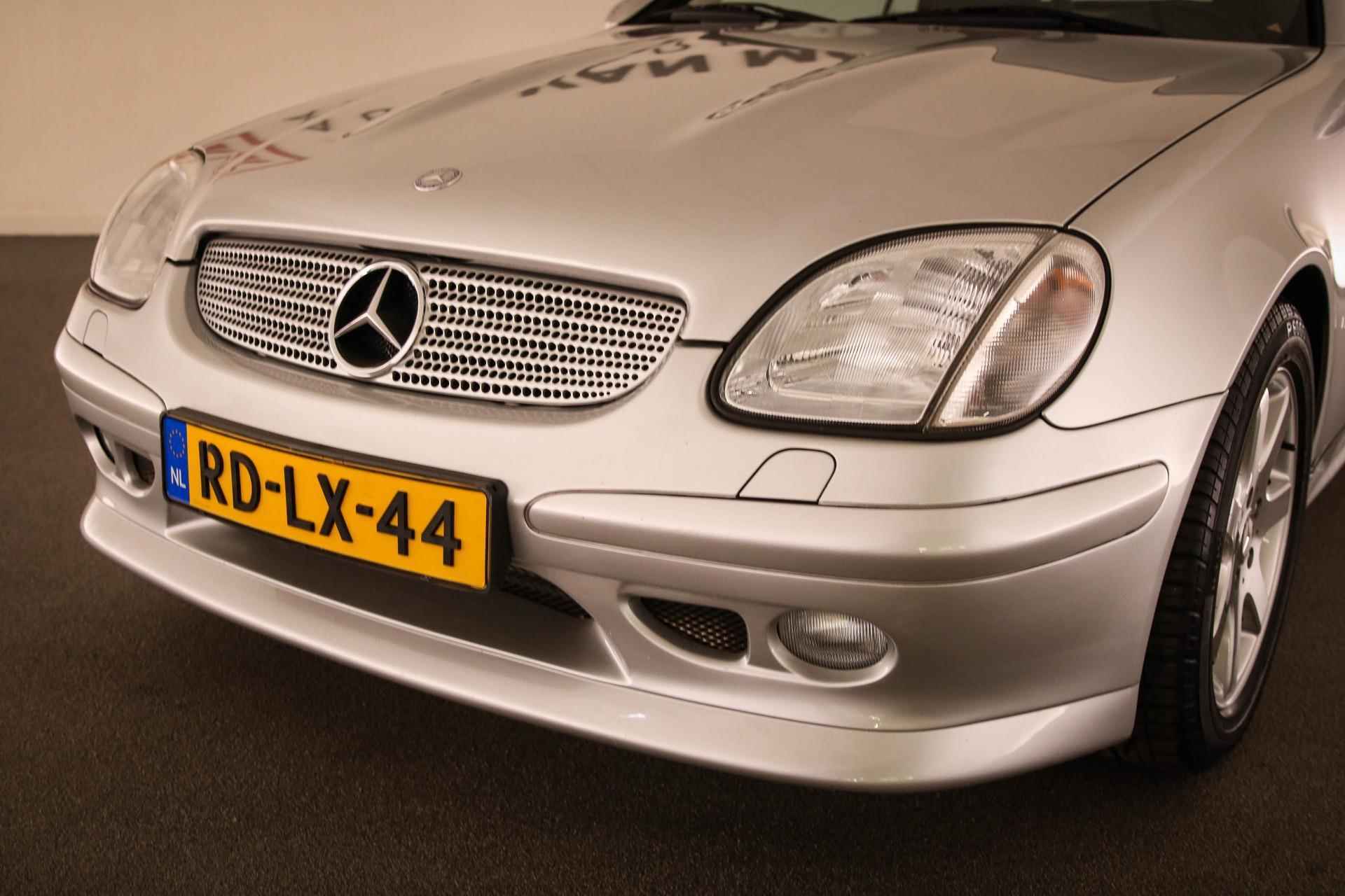 Mercedes-Benz SLK 230 Kompressor 9.994 KM ORIGINEEL | NL-AUTO | AIRCO | LEDER | YOUNGTIMER - 16/51