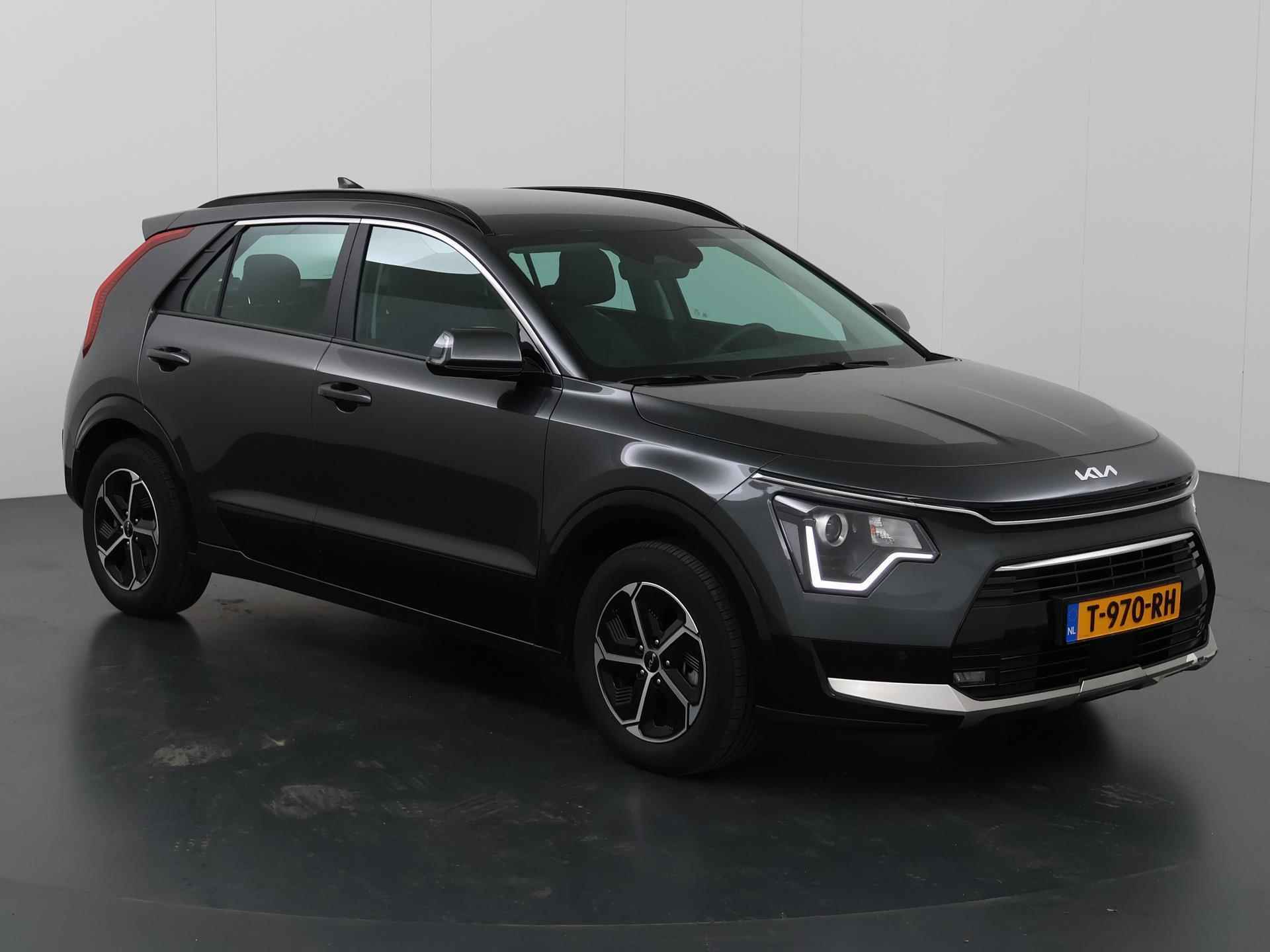 Kia Niro HEV 1.6 GDi Hybrid DynamicLine | Digitaal Dashboard | Keyless go | Navigatie | Parkeercamera - 24/36