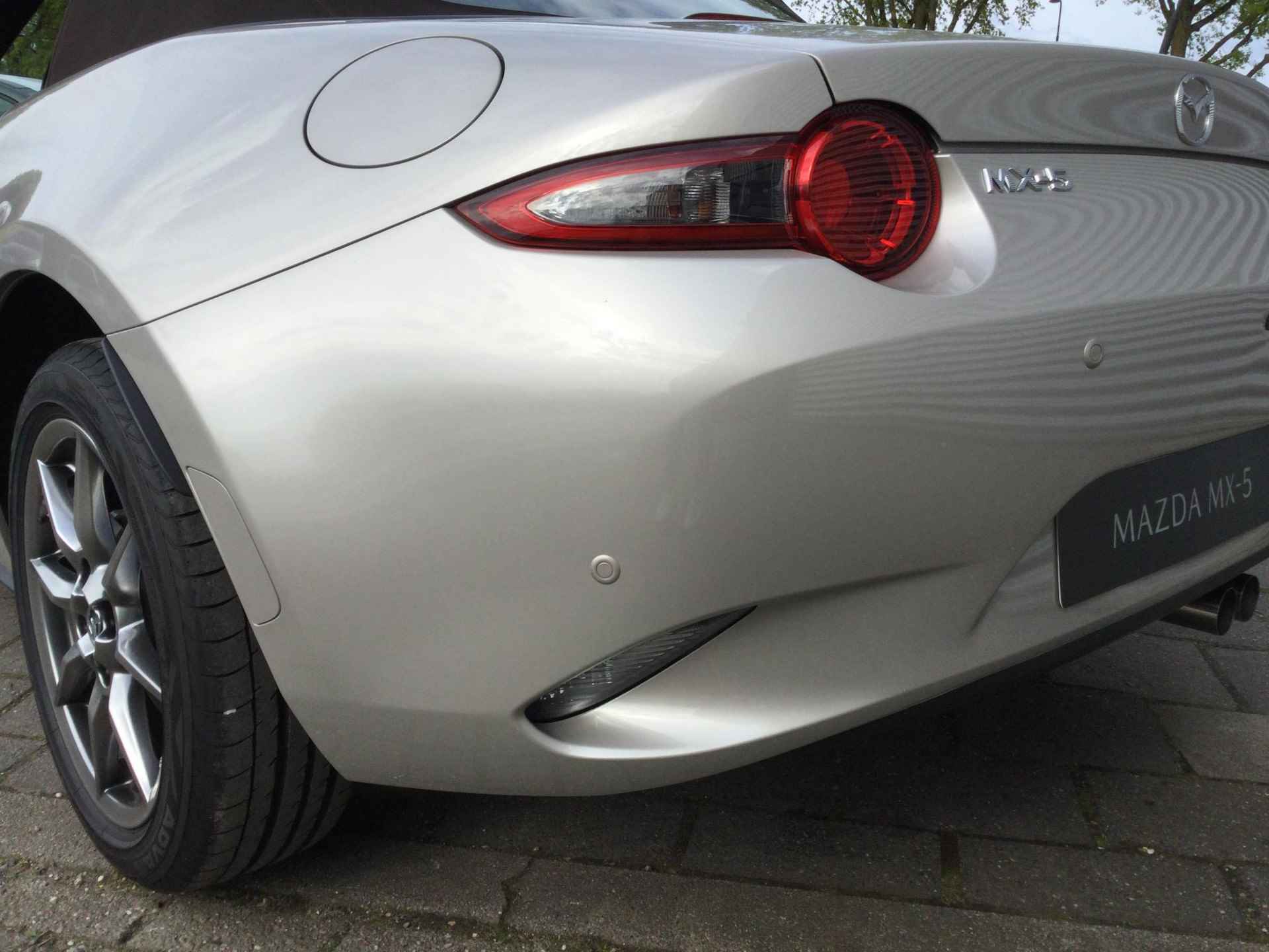 Mazda MX-5 1.5 SkyActiv-G 132 Kazari Direct leverbaar| € 4.640,- KORTING - 24/25