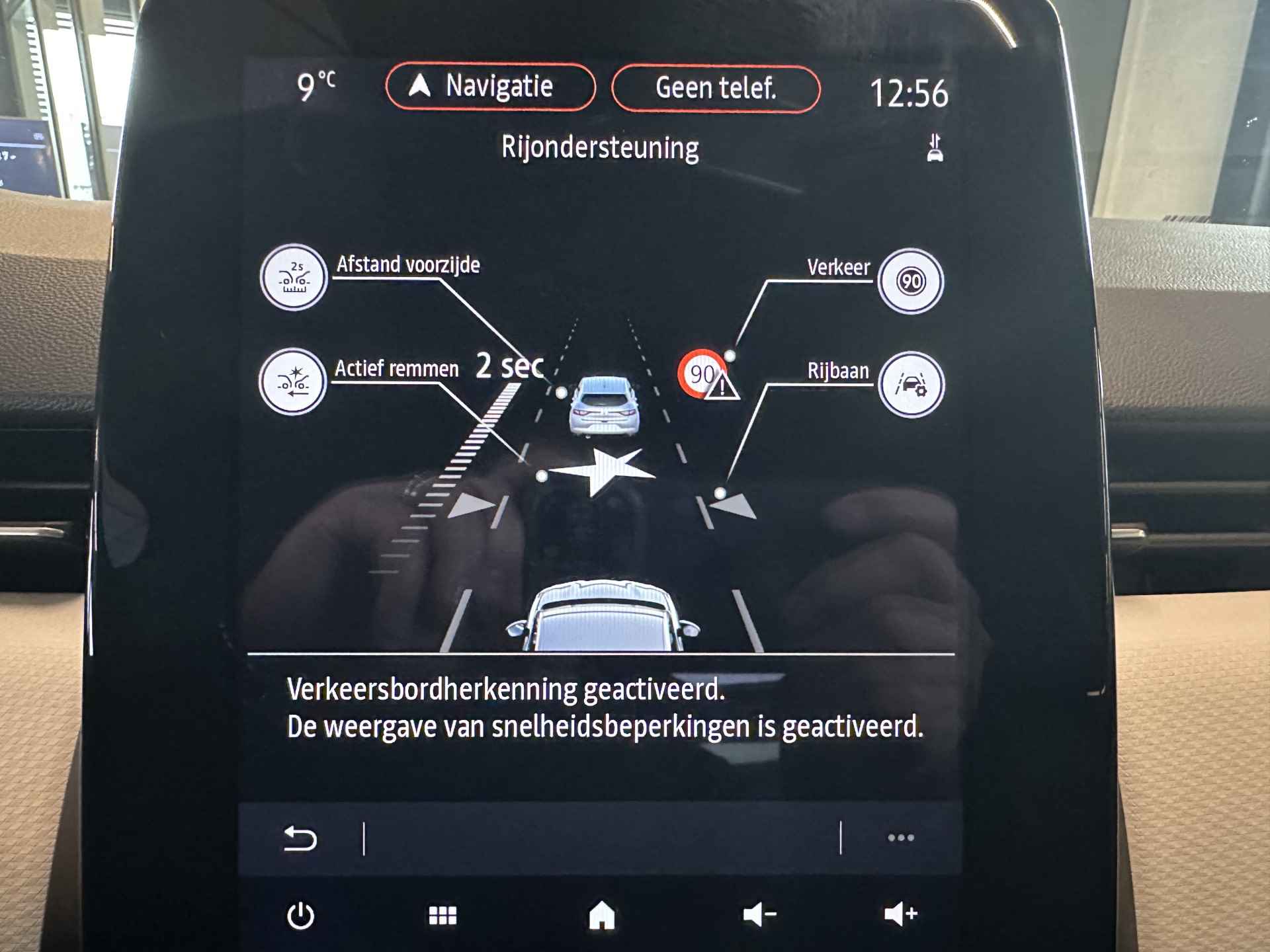 Renault Clio Techno Tce 90 EDC automaat | parkeersensor v+a | camera | stoel- en stuurverwarming | tijdelijk gratis Top Afleverpakket twv Eur 695 - 28/48