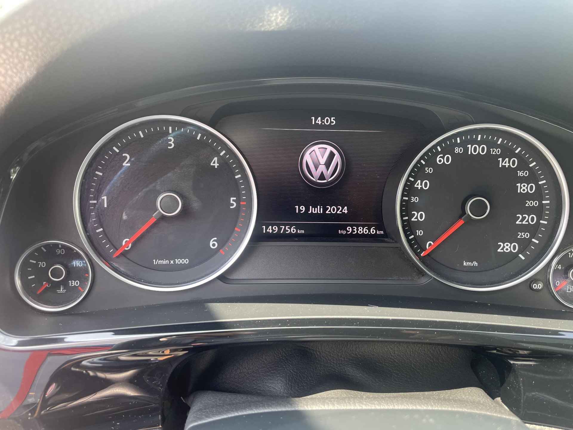 Volkswagen Touareg 3.0 TDI R-line - 6/43