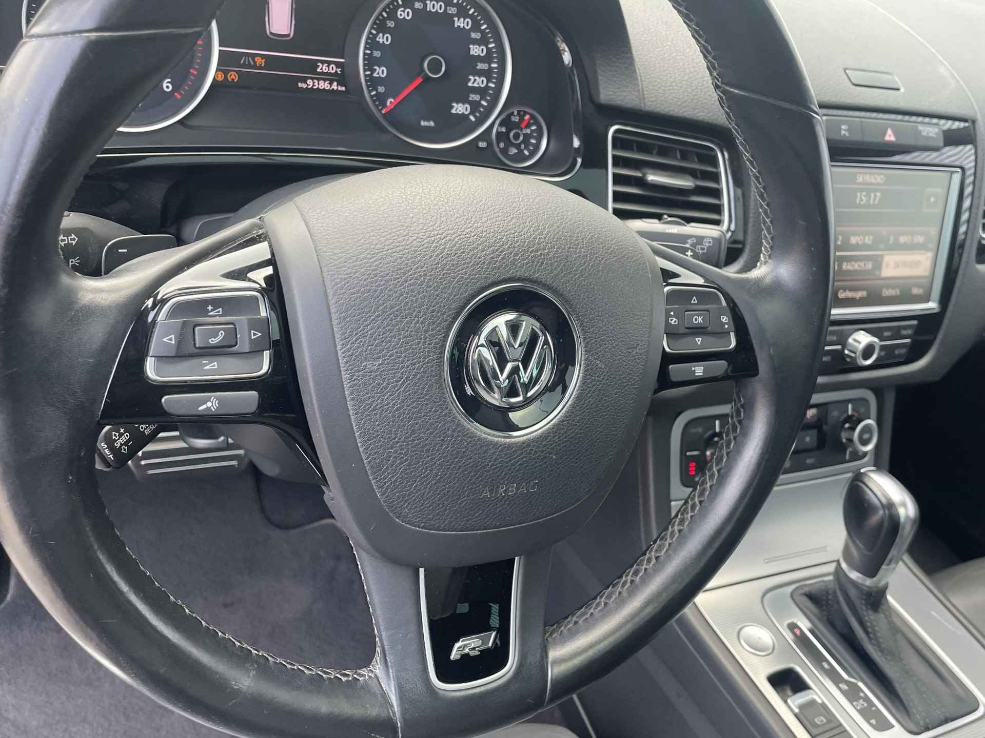 Volkswagen Touareg 3.0 TDI R-line - 10/43