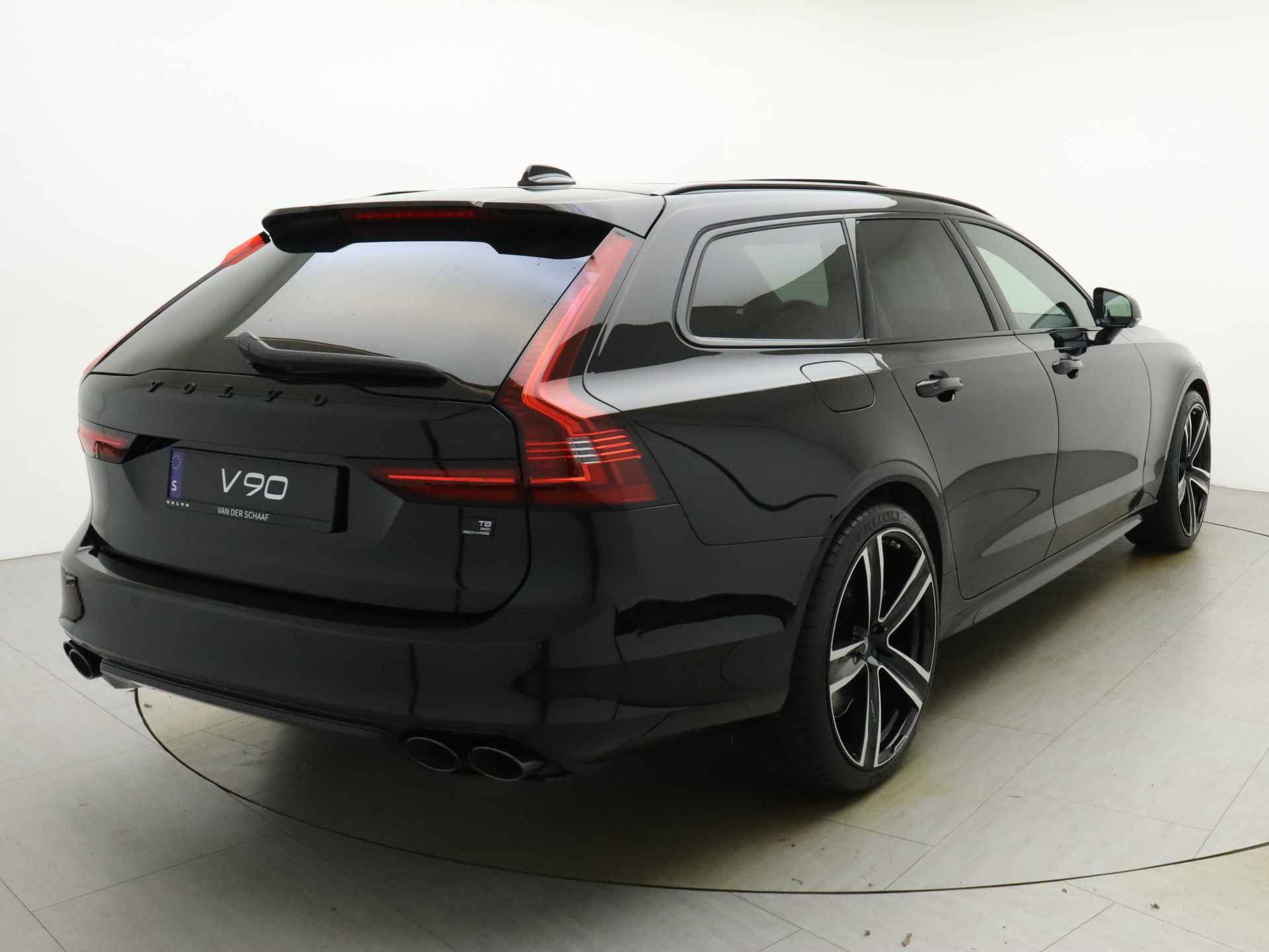 Volvo V90 T8 Recharge AWD Ultimate Dark / 21'' Heico velgen / Heico Uitlaten / B&W Audio / Luchtvering / Polestar / Styling kit / Black pack / Heico Pedaalset / 360 Camera / - 14/47