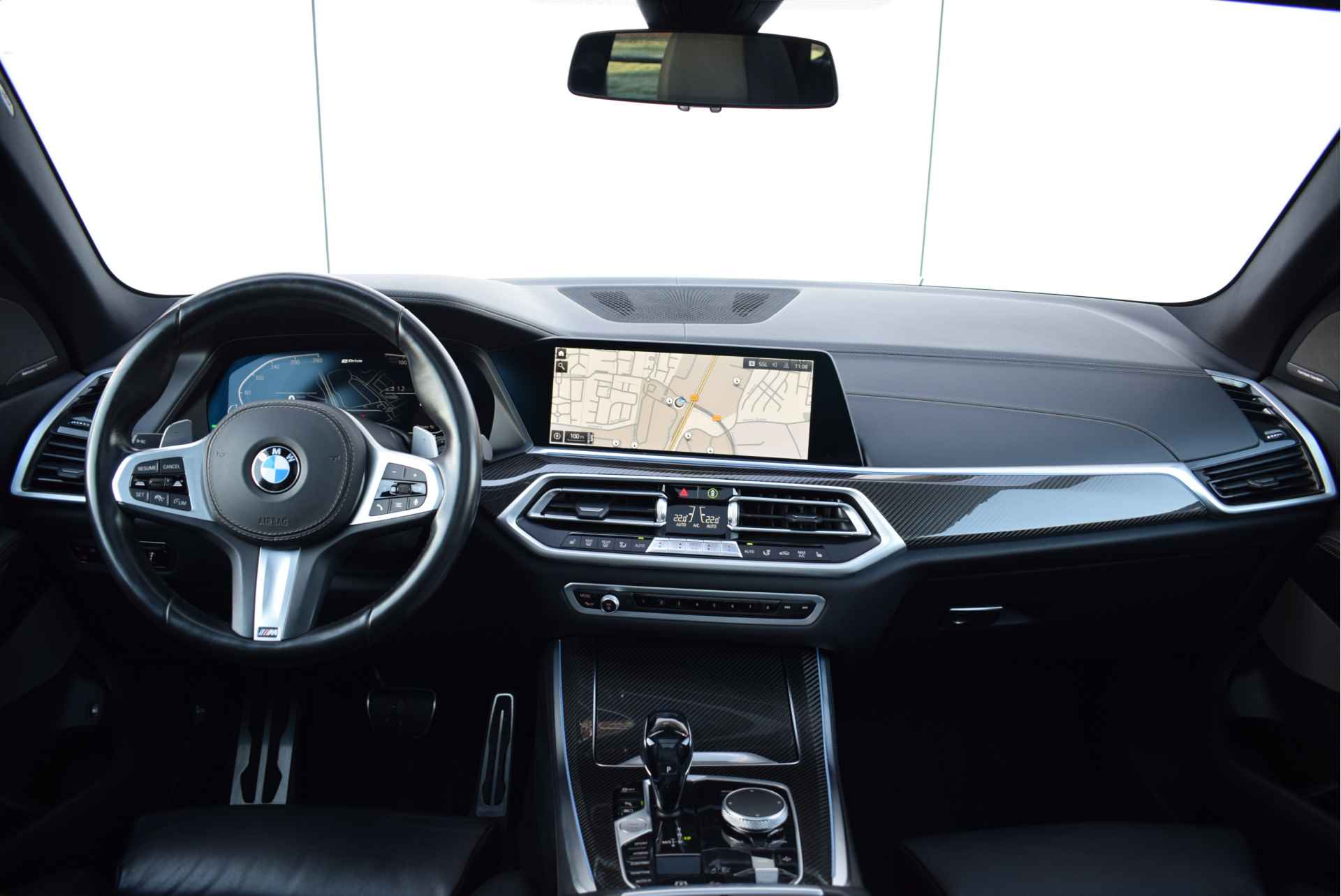 BMW X5 xDrive45e High Executive M Sport Automaat / Panoramadak / Sportstoelen / Stoelverwarming / Adaptieve LED / Parking Assistant / Harman Kardon / Live Cockpit Professional - 4/33