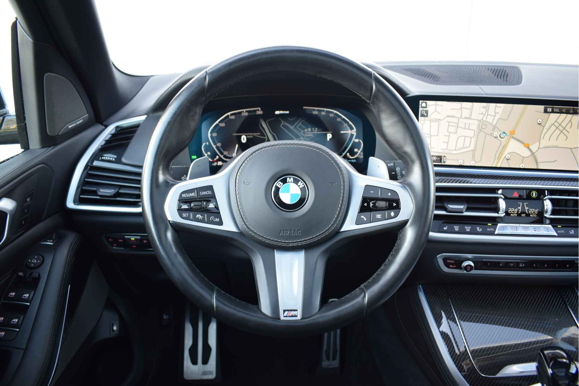 BMW X5 xDrive45e High Executive M Sport Automaat / Panoramadak / Sportstoelen / Stoelverwarming / Adaptieve LED / Parking Assistant / Harman Kardon / Live Cockpit Professional - 17/33