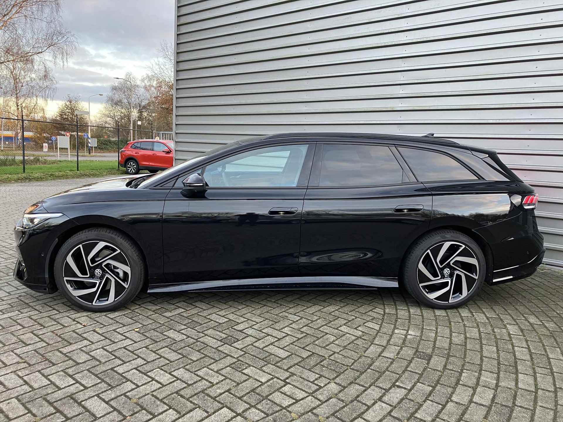 Volkswagen ID.7 Tourer Pro Business 77 kWh - 2/15