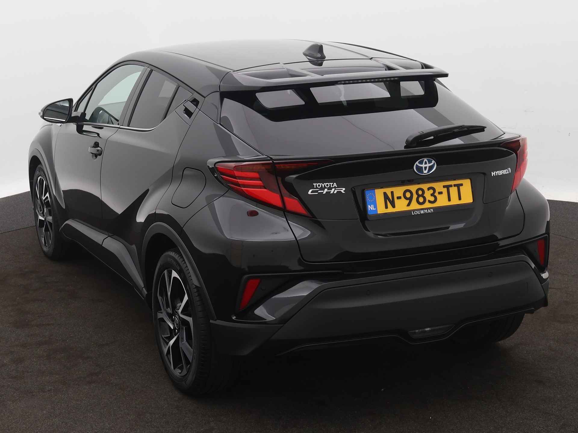 Toyota C-HR 1.8 Hybrid Style Luxury | Nederlandse auto | Lederen bekelding | Luxe uitvoering | JBL | Navigatie | Elektrisch Verstelbare Stoel | Stoelverwarming | Parkeersensoren | Camera | - 18/51