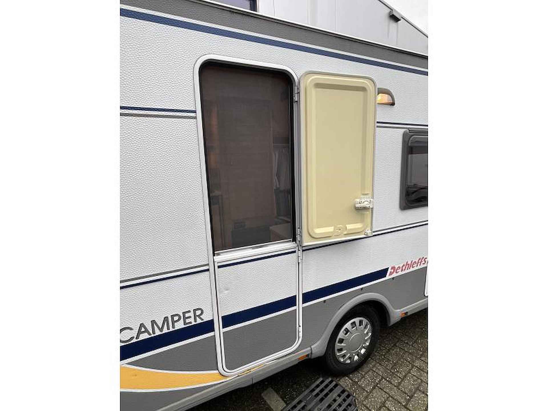 Dethleffs Camper 395 HK XL BED-COMPACT - 5/12