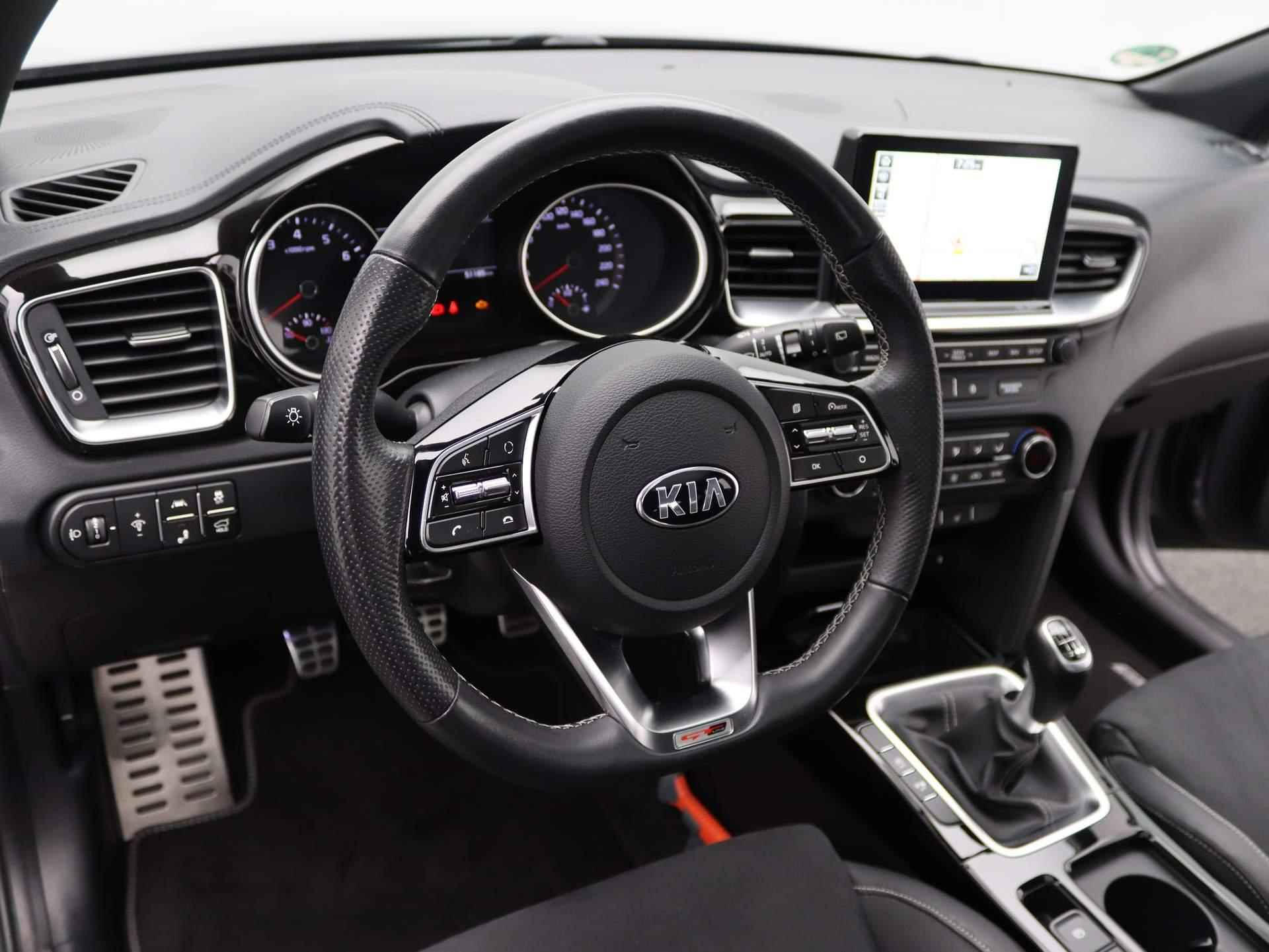 Kia ProCeed 1.4 T-GDI GT-PlusLine Elekt. Achterklep | Premium Sound | Pano Dak | LM Velgen 18"| All Season | Navi | Camera - 6/44