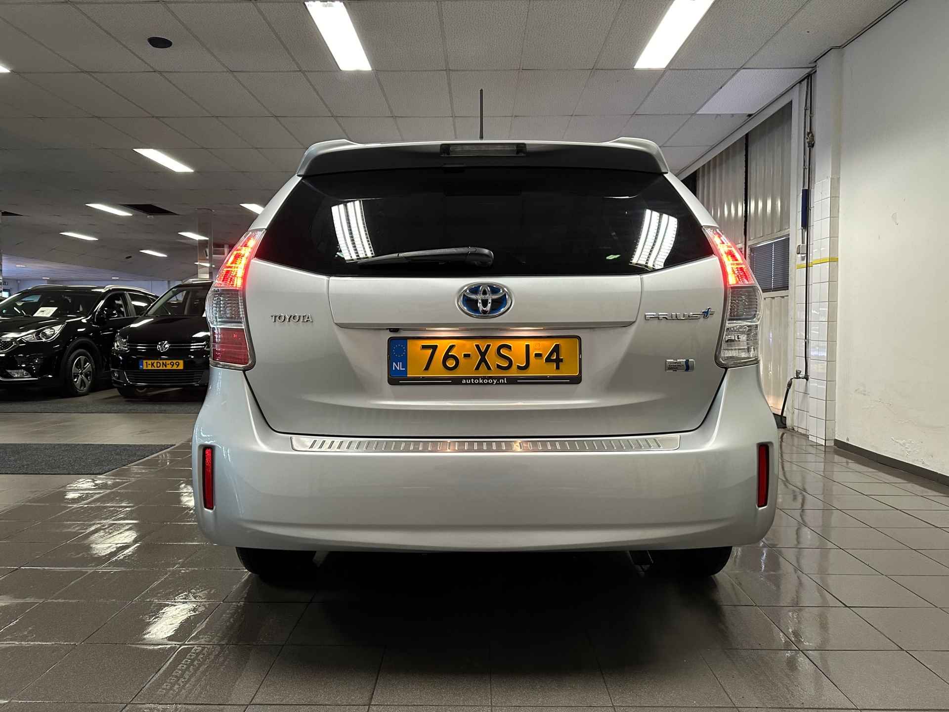 Toyota Prius Wagon 1.8 Aspiration 96g * 7 Persoons / Panoramadak / Camera / LED / NL Auto * - 4/24