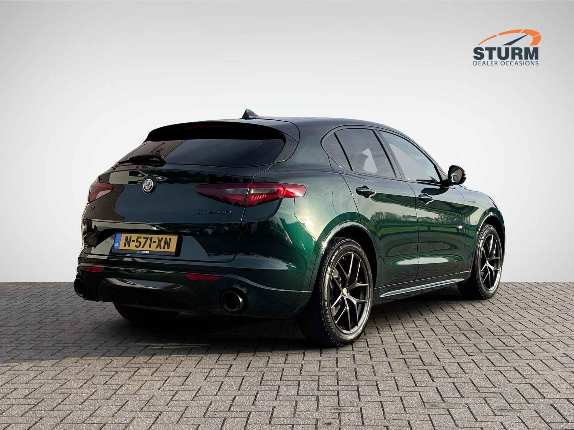 Alfa Romeo Stelvio 2.0 T AWD Veloce 'Verde Visconti' | Trekhaak Afneembaar | Navigatie | Camera | Harman/Kardon | Geheugenstoel | Vol-Leder | Stuur- + Stoelverwarming | Rijklaarprijs! - 4/37