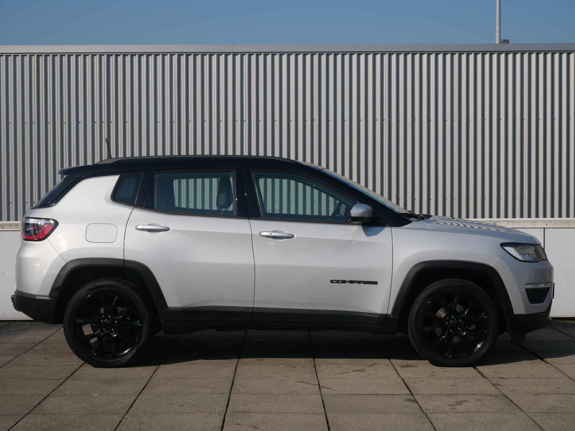 Jeep Compass 1.3T Night Eagle Liberty Edition | Trekhaak 1750KG trekgewicht | Clima | Navi | Carplay | - 4/24