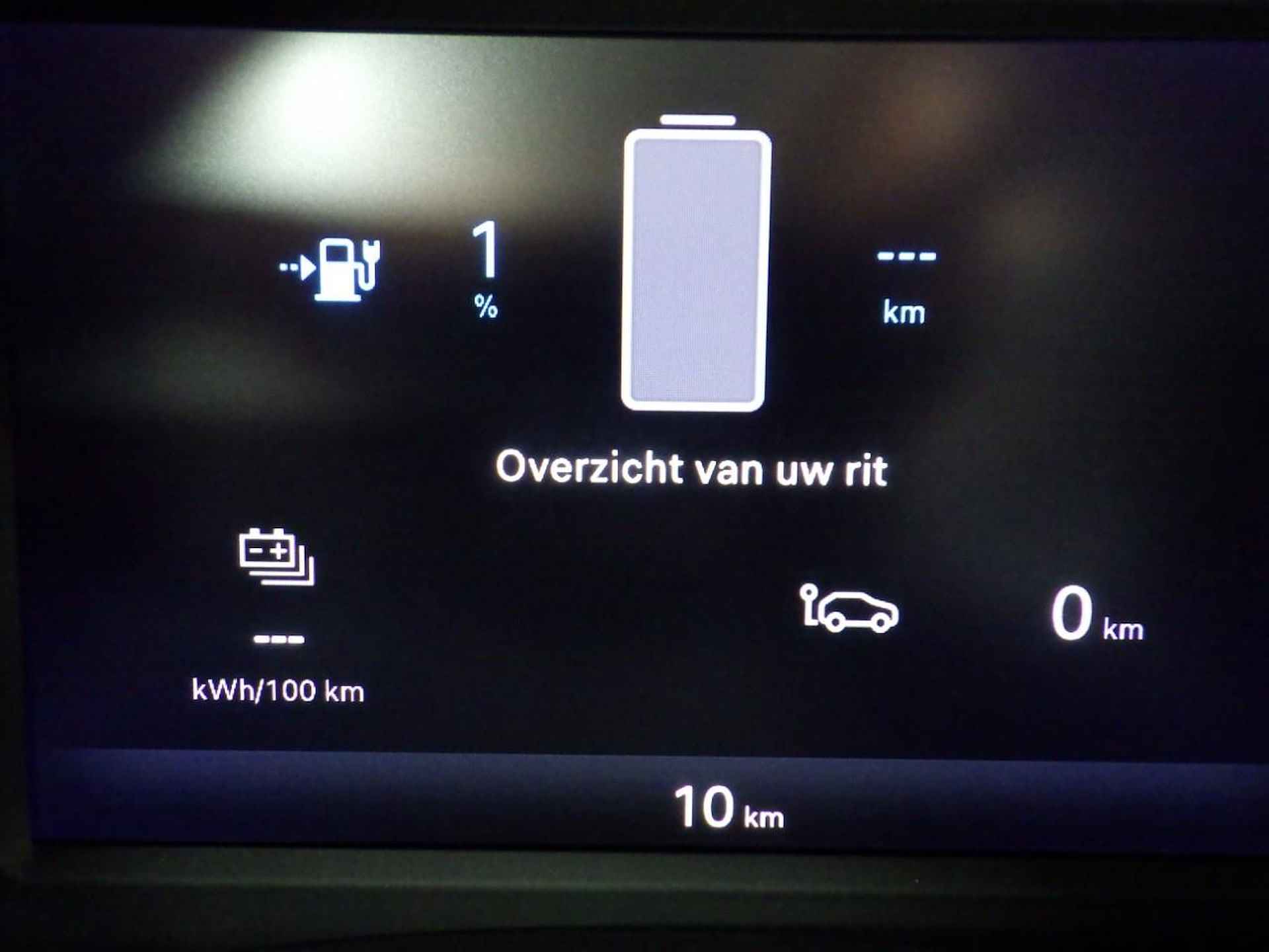 Fiat 600E RED 54kWh 3 Fase | Verwacht! | Navigatie by App | Full-LED | Apple Carplay | Android Auto | Parkeersensoren | Cruise Control | C - 6/21