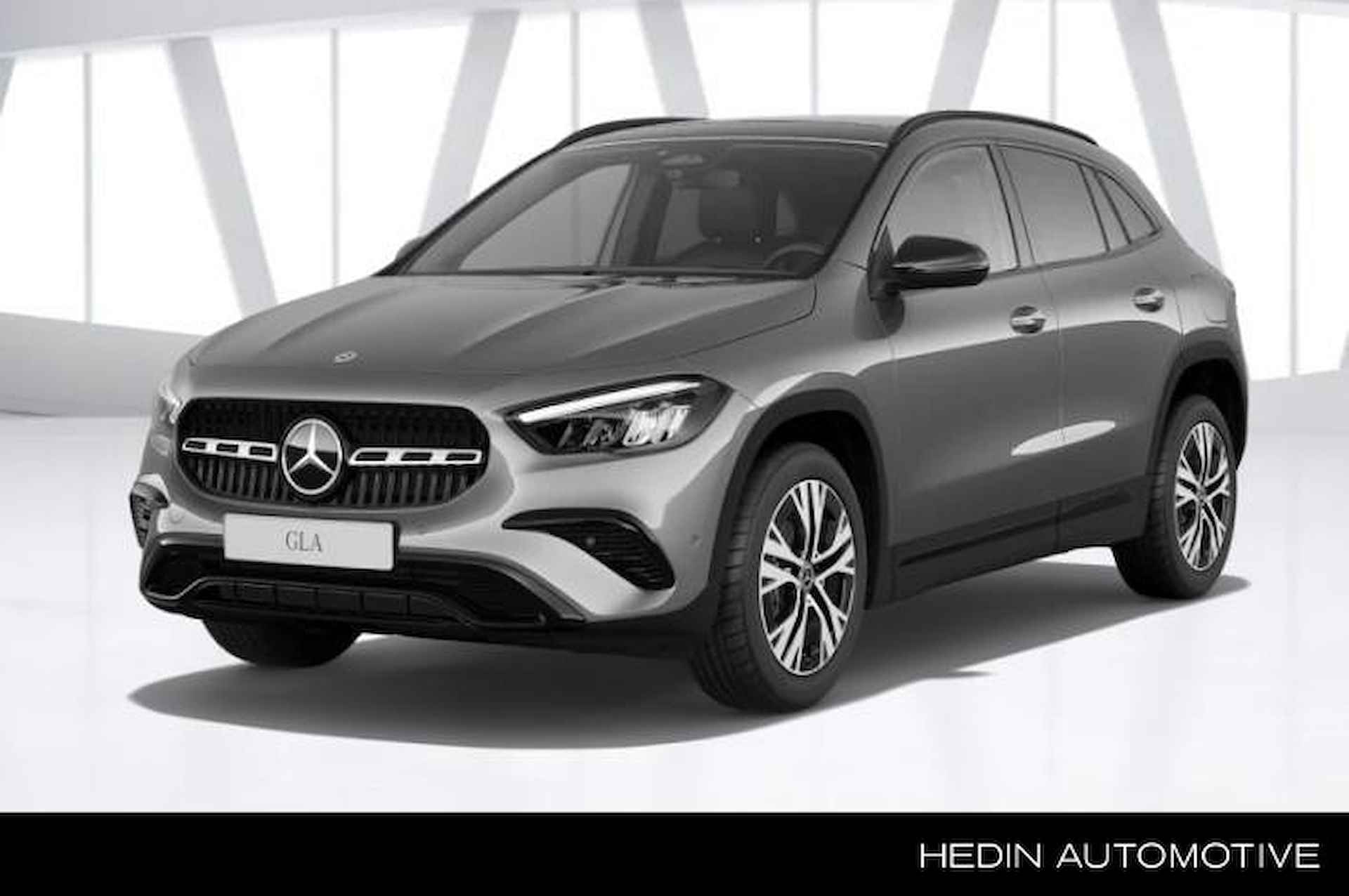 Mercedes-Benz GLA GLA 180 Automaat Star Edition Limited Luxury Line | Nightpakket | Panoramadak