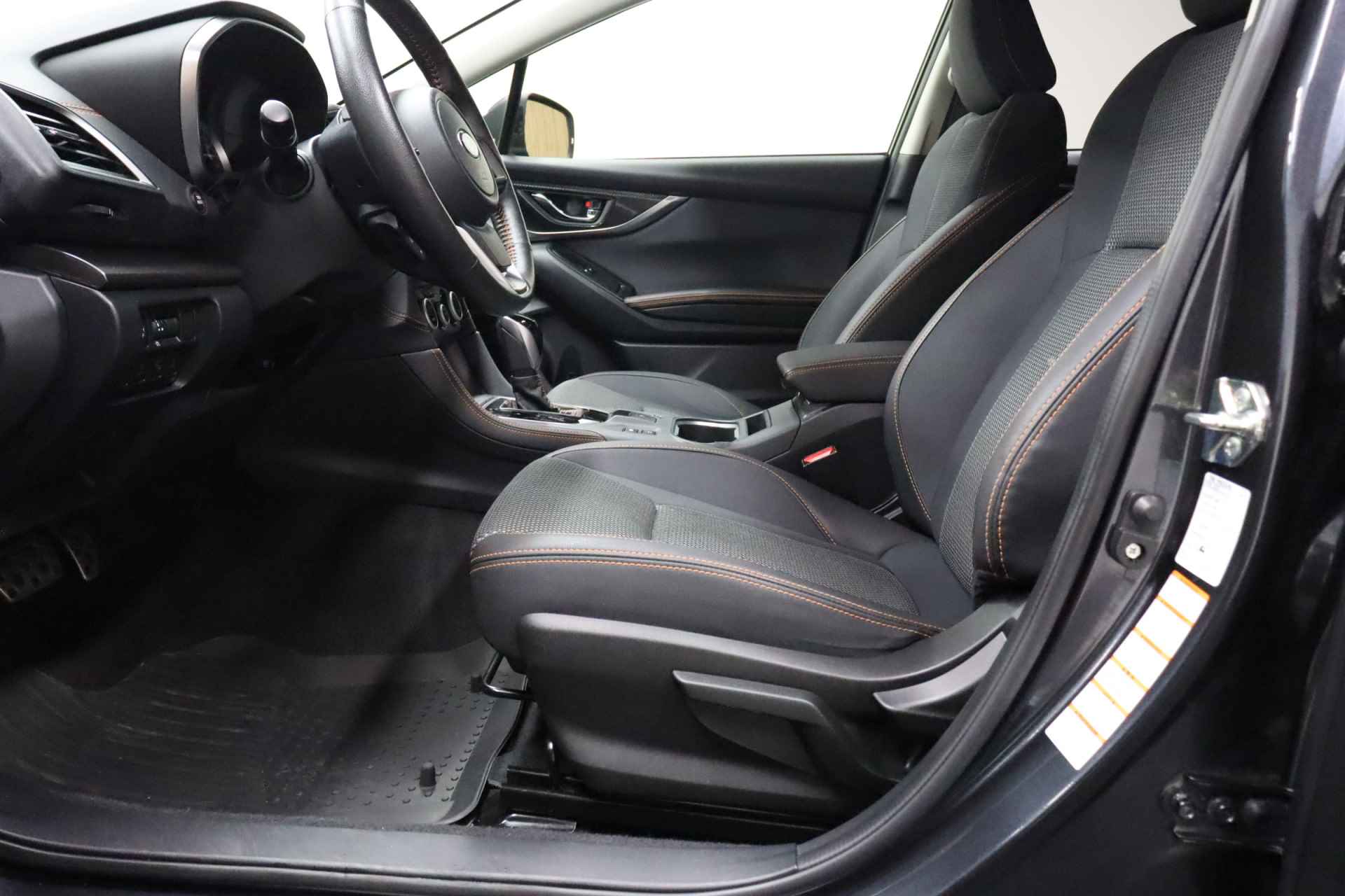 Subaru XV 1.6i Comfort CVT Automaat | Maps Navigatie | Adaptive Cruise | Camera | X- Mode | Dealer onderhouden - 13/35