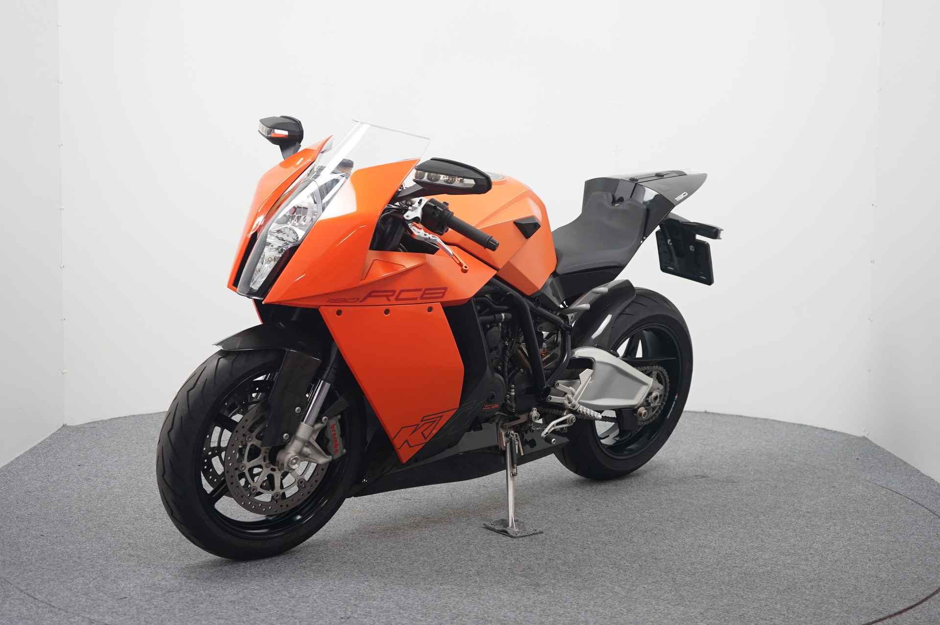 KTM 1190 RC8 - 4/20