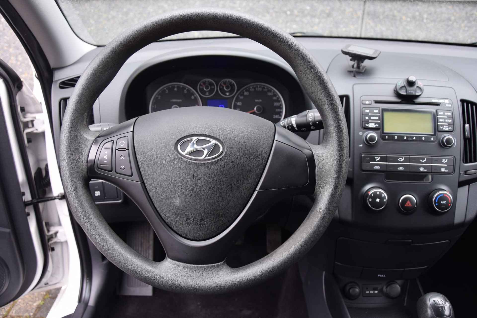 Hyundai i30 CW 1.4i i-Drive Cool - 13/27