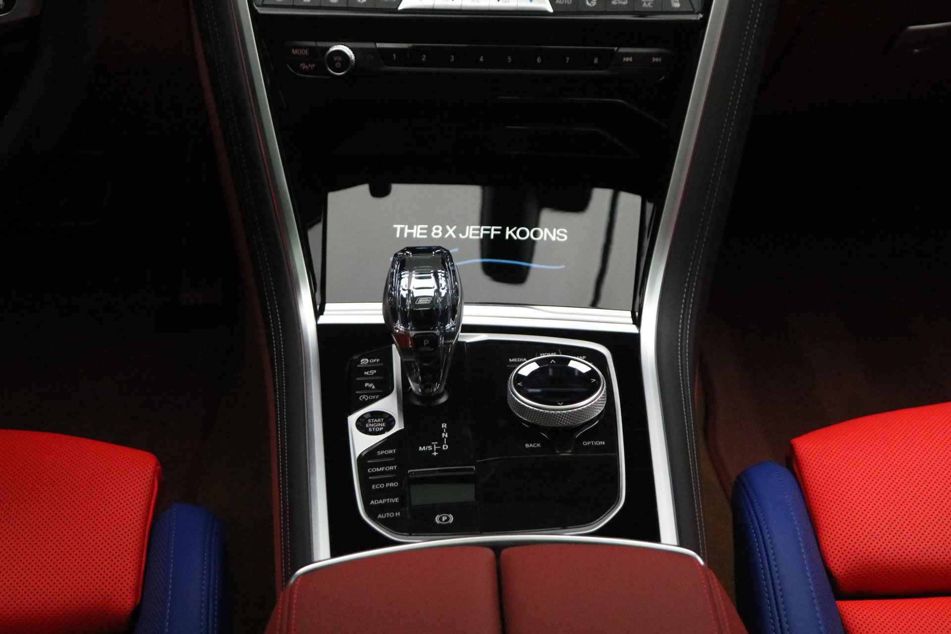 BMW 8 Serie Gran Coupé M850i xDrive Jeff Koons edition High Executive Automaat / Panoramadak / Adaptief M Onderstel Professional / Driving Assistant Professional / Laserlight / Bowers & Wilkins - 40/44