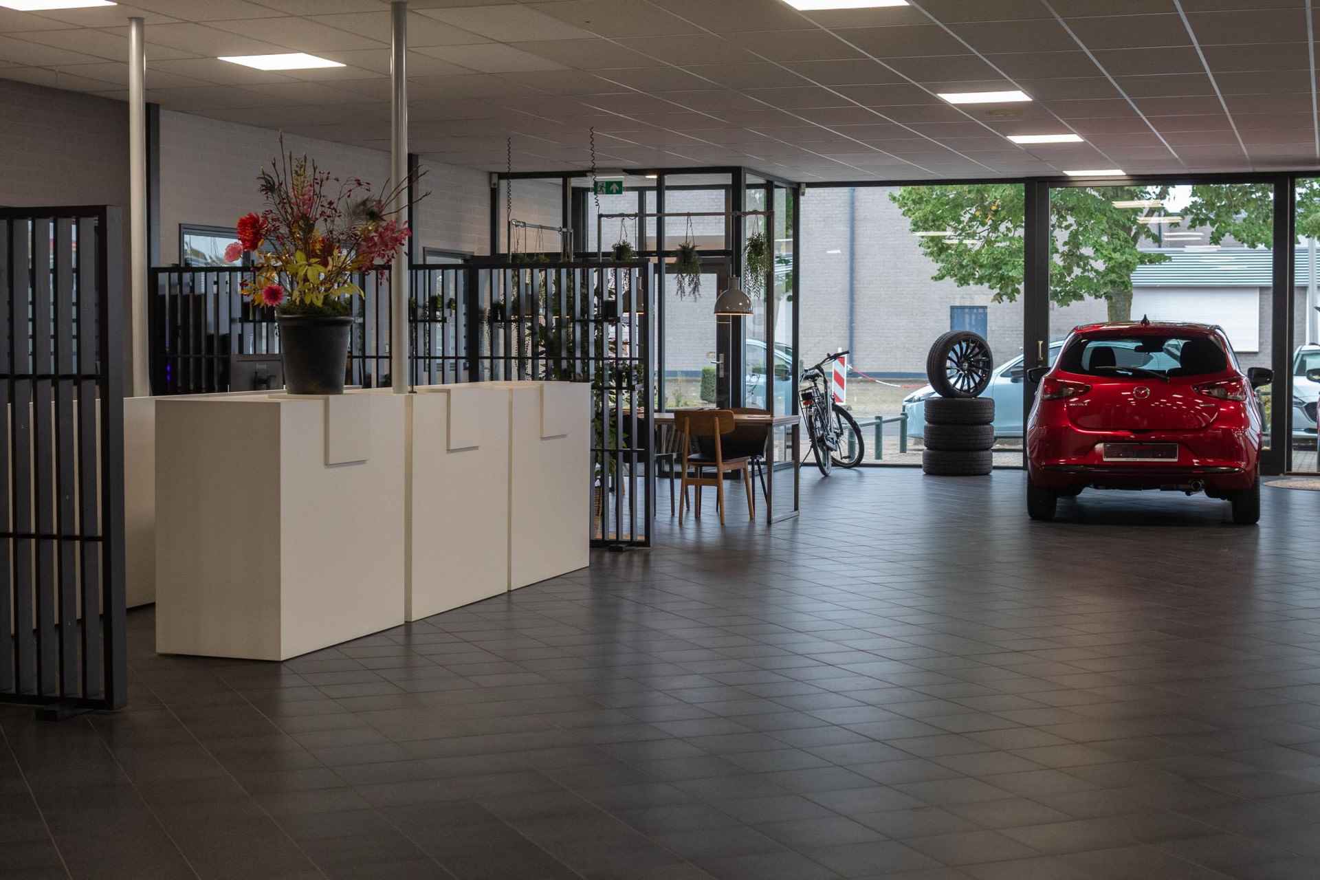 Mazda MX-5 1.5 Sky-G 132 Exclusive-Line /€3000,- inruilvoordeel/Snel rijden! - 4/6