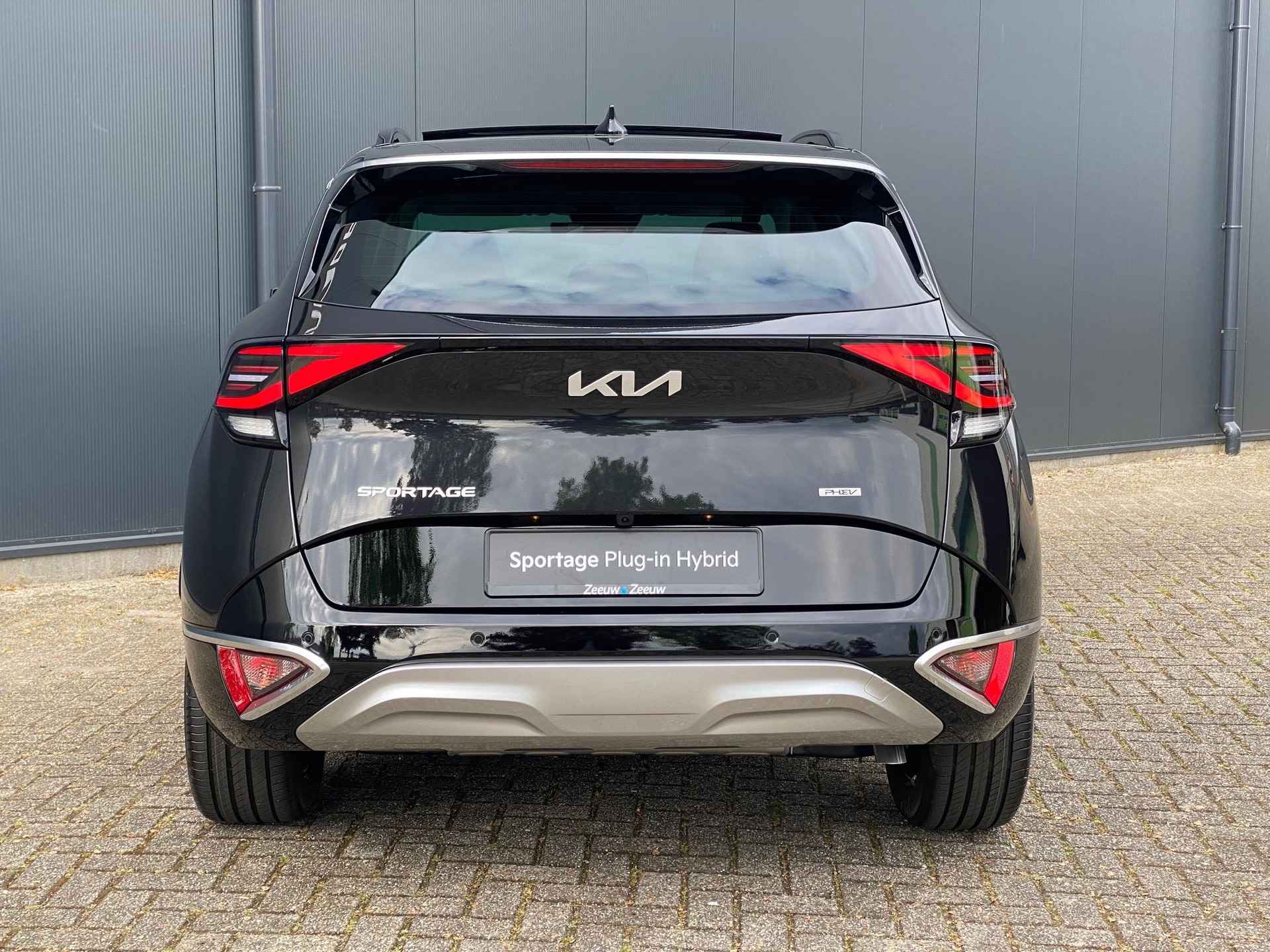 Kia Sportage 1.6 T-GDi Plug-in Hybrid AWD DynamicPlusLine | *Niet op voorraad* | *Nu te bestellen* | €2.000,- actiekorting | Navi | Camera | Clima | Schuif-/kanteldak - 10/24