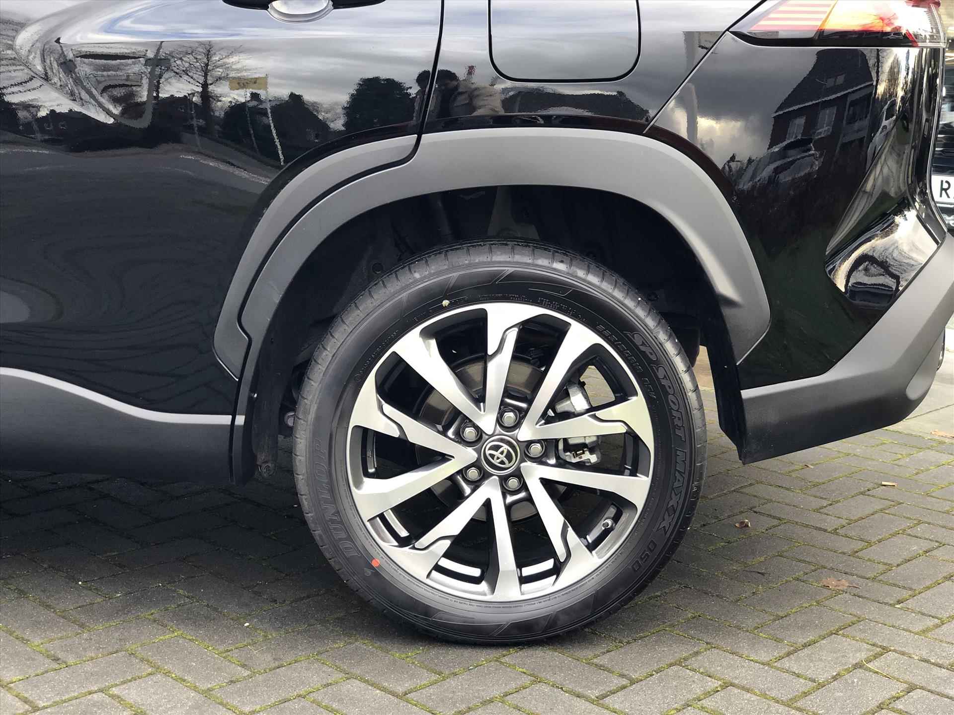 Toyota Corolla Cross 1.8 Full Hybrid 140 Style | Elektrische achterklep, Smart Connect, Dodehoekherkenning, Parkeersensoren, Stuurverwarming - 4/41