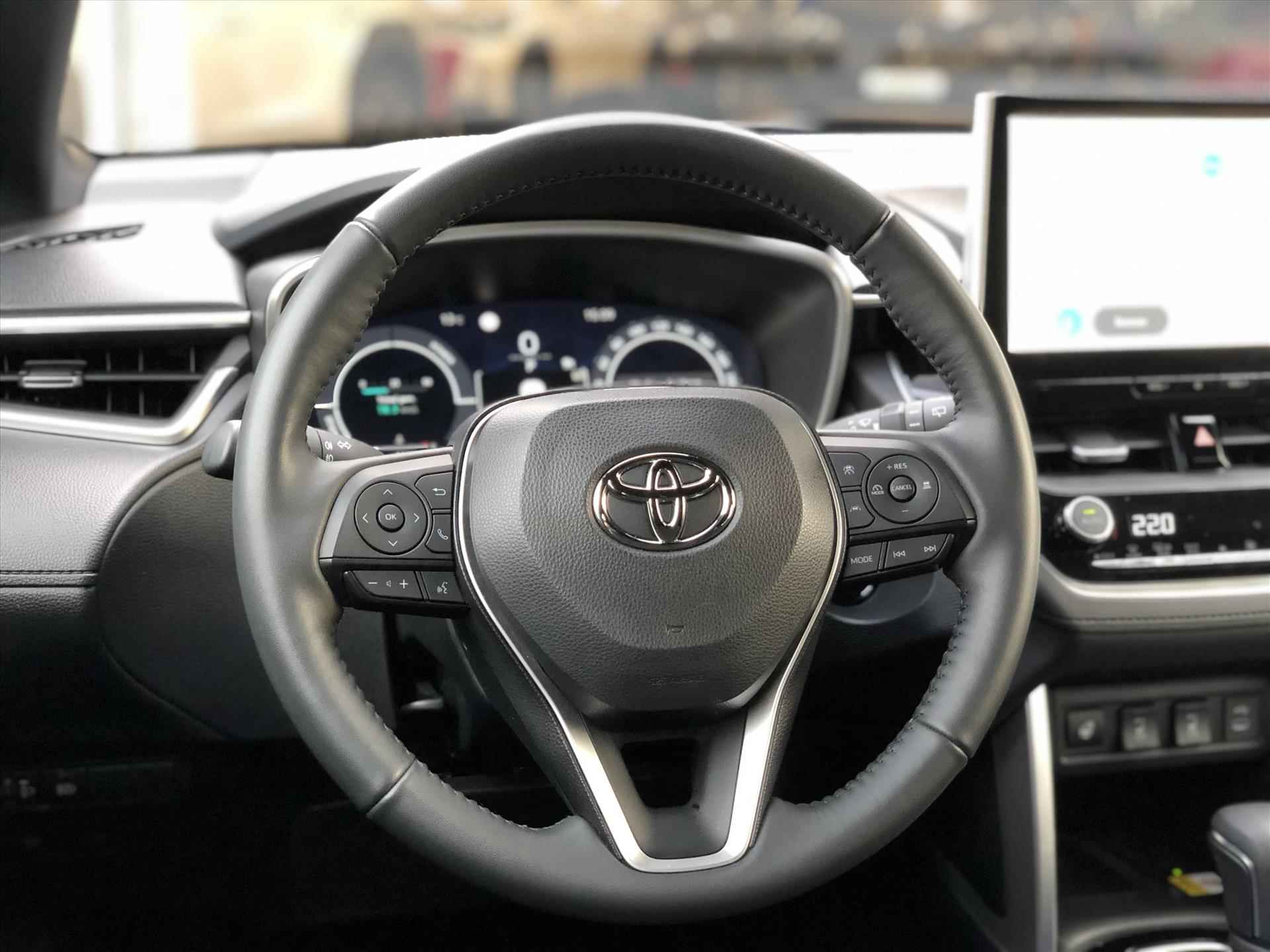 Toyota Corolla Cross 1.8 Full Hybrid 140 Style | Elektrische achterklep, Smart Connect, Dodehoekherkenning, Parkeersensoren, Stuurverwarming - 19/41