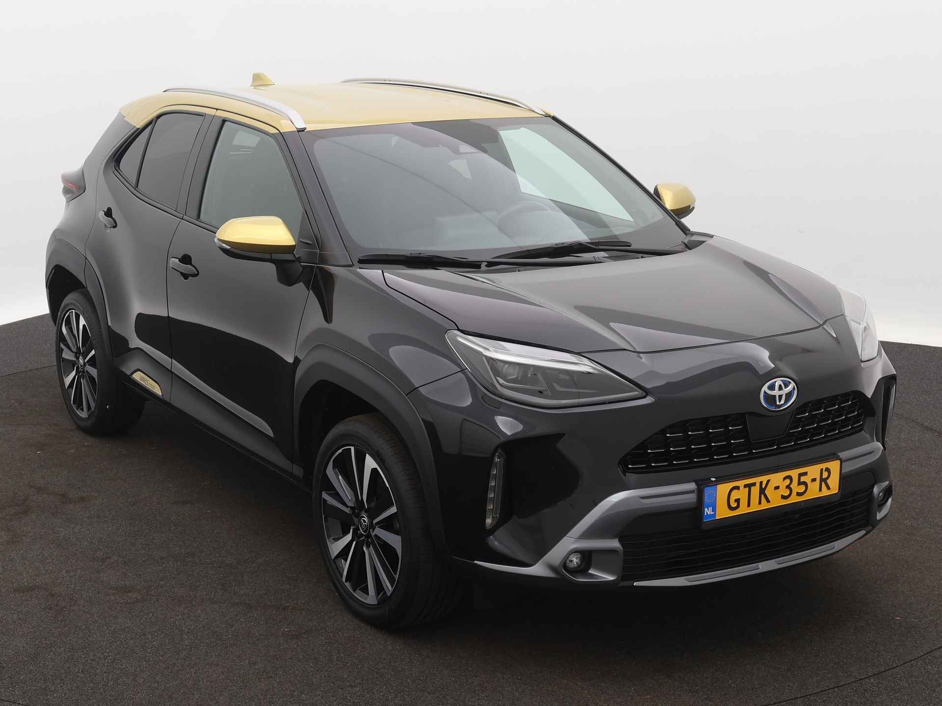 Toyota Yaris Cross 1.5 Hybrid Launch Edition Limited | Stoel en stuurwiel verwarmd | LM velgen | JBL | Draadloze telefoonlader | Navigatie | Camera | Climate Control | - 29/44