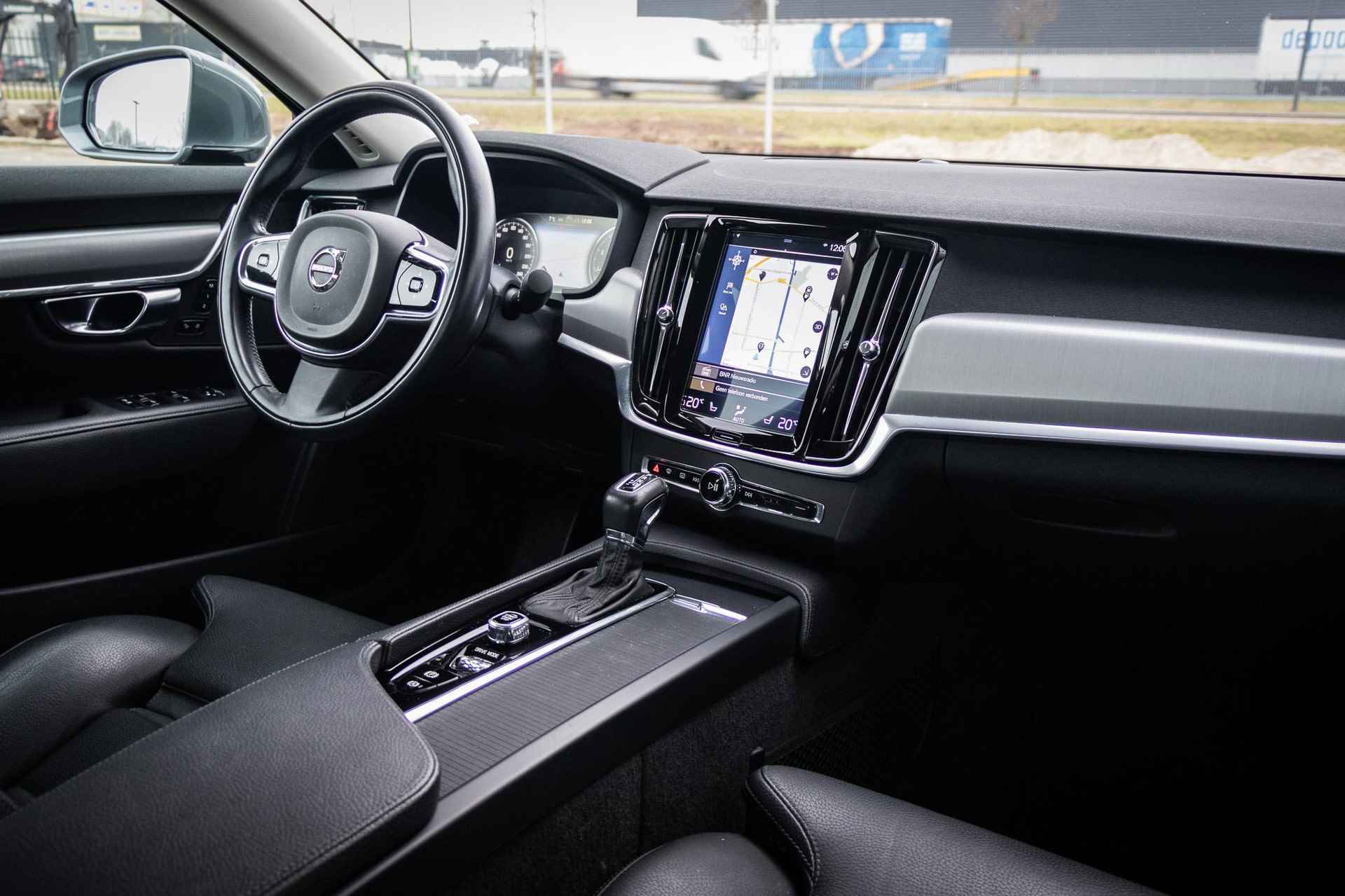 Volvo S90 T4 Aut.8 Momentum | Adaptieve Cruise Control | Standkachel | Leder | Keyless | Elektrische voorstoelen | Stoel + Stuurverwarming | All-Season banden - 15/21