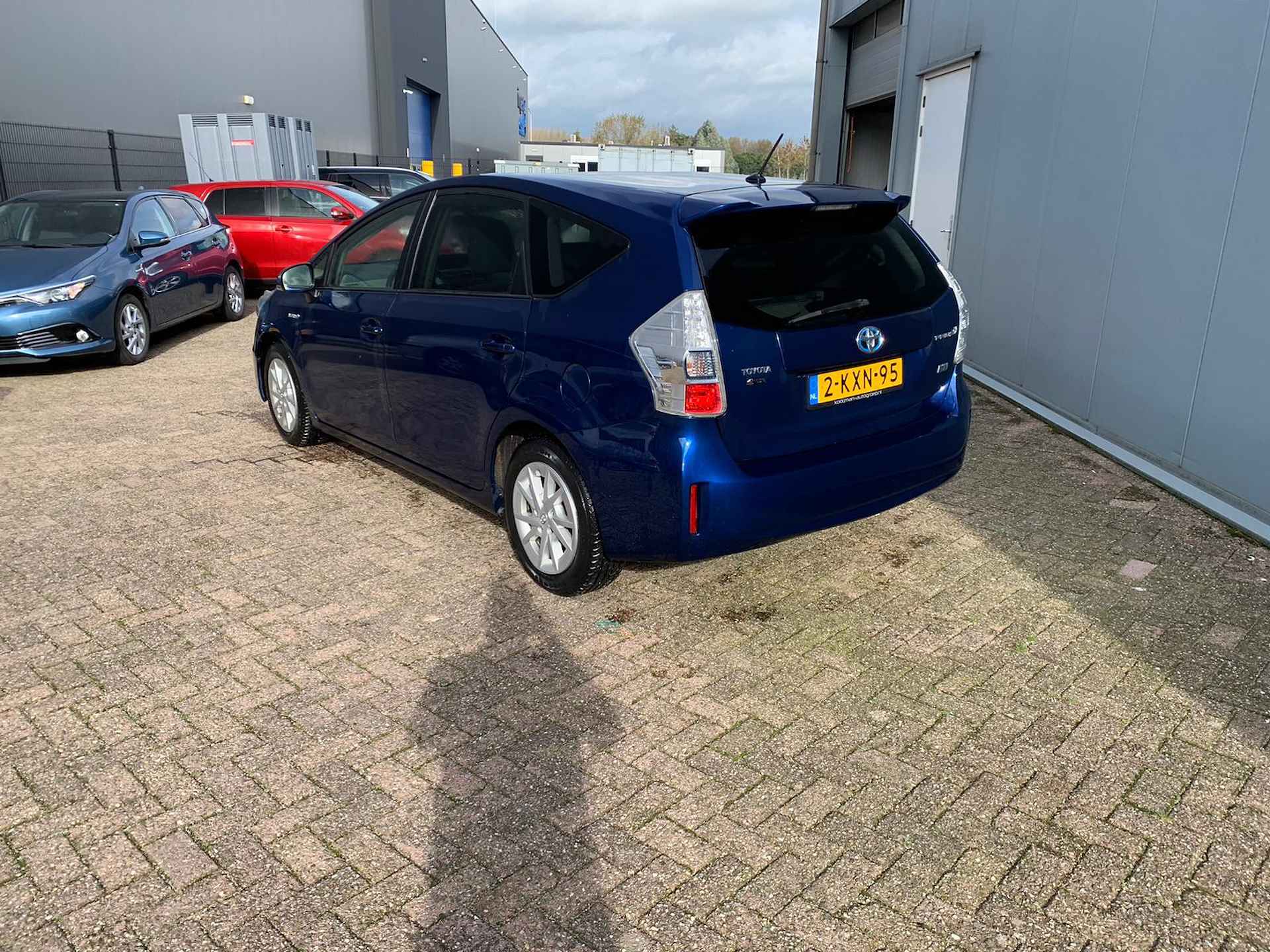 Toyota Prius Wagon 1.8 Aspiration Limited | 7 zits | Multimedia | Climate Control | Keyless Entry | Goed Onderhouden | - 4/15