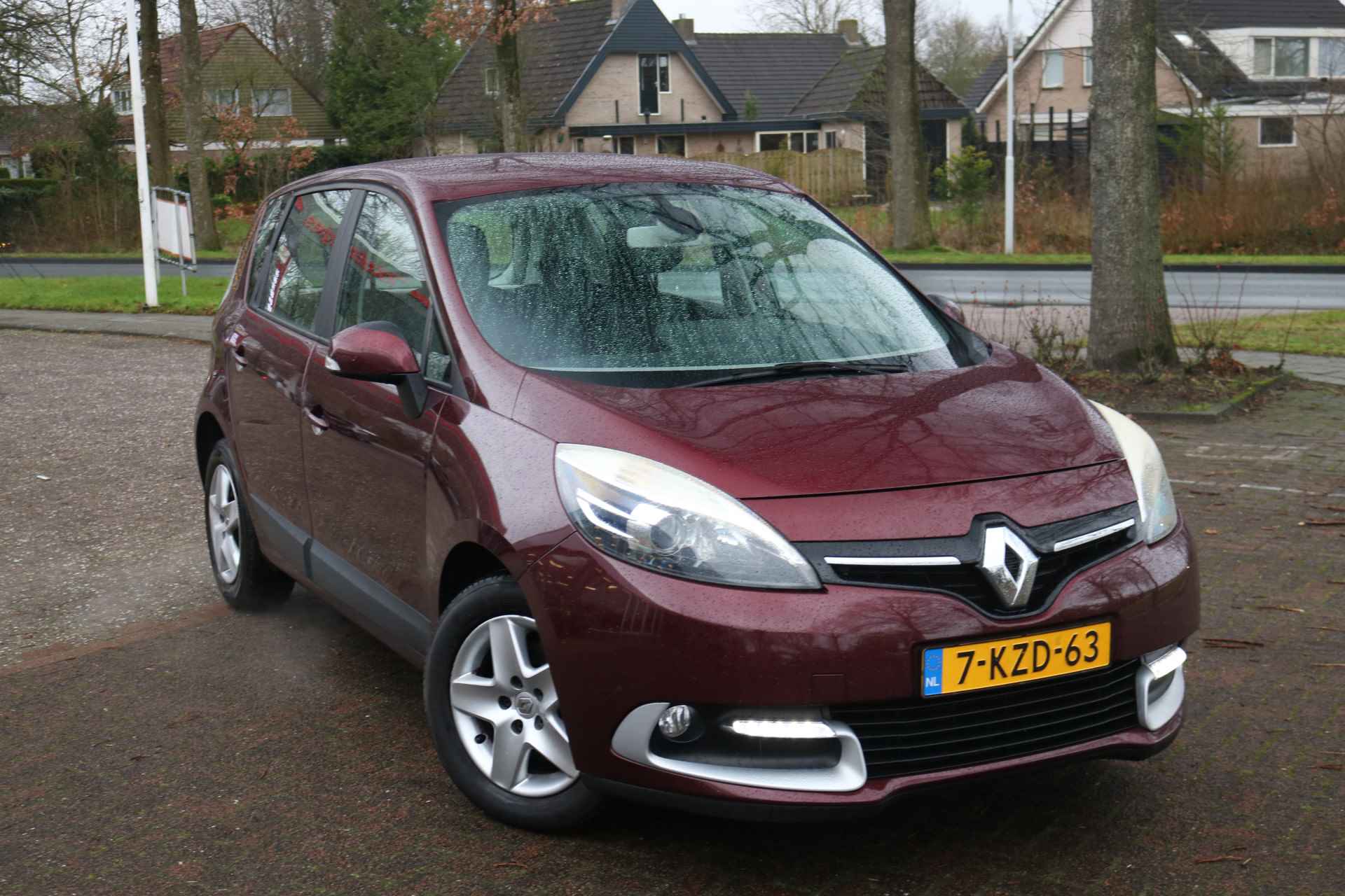 Renault Scénic TCe 115 Expression | Achteruitrijcamera | Clima | Cruise - 8/19