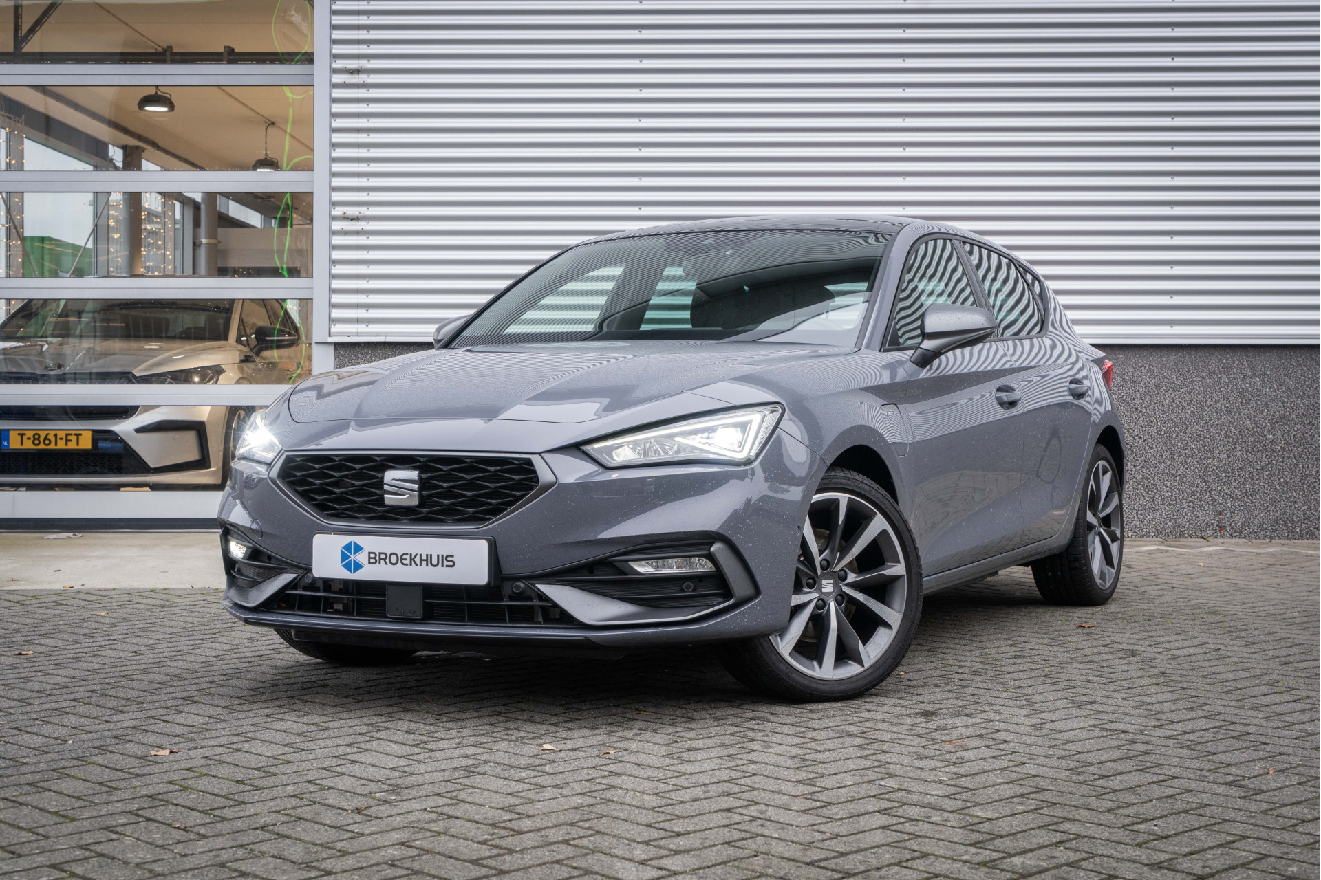 SEAT Leon 1.4 TSI 204 PK eHybrid PHEV FR Business Intense | Panoramadak | Keyless | Achteruitrijcamera | Stoel + stuur verwarming | Naviga