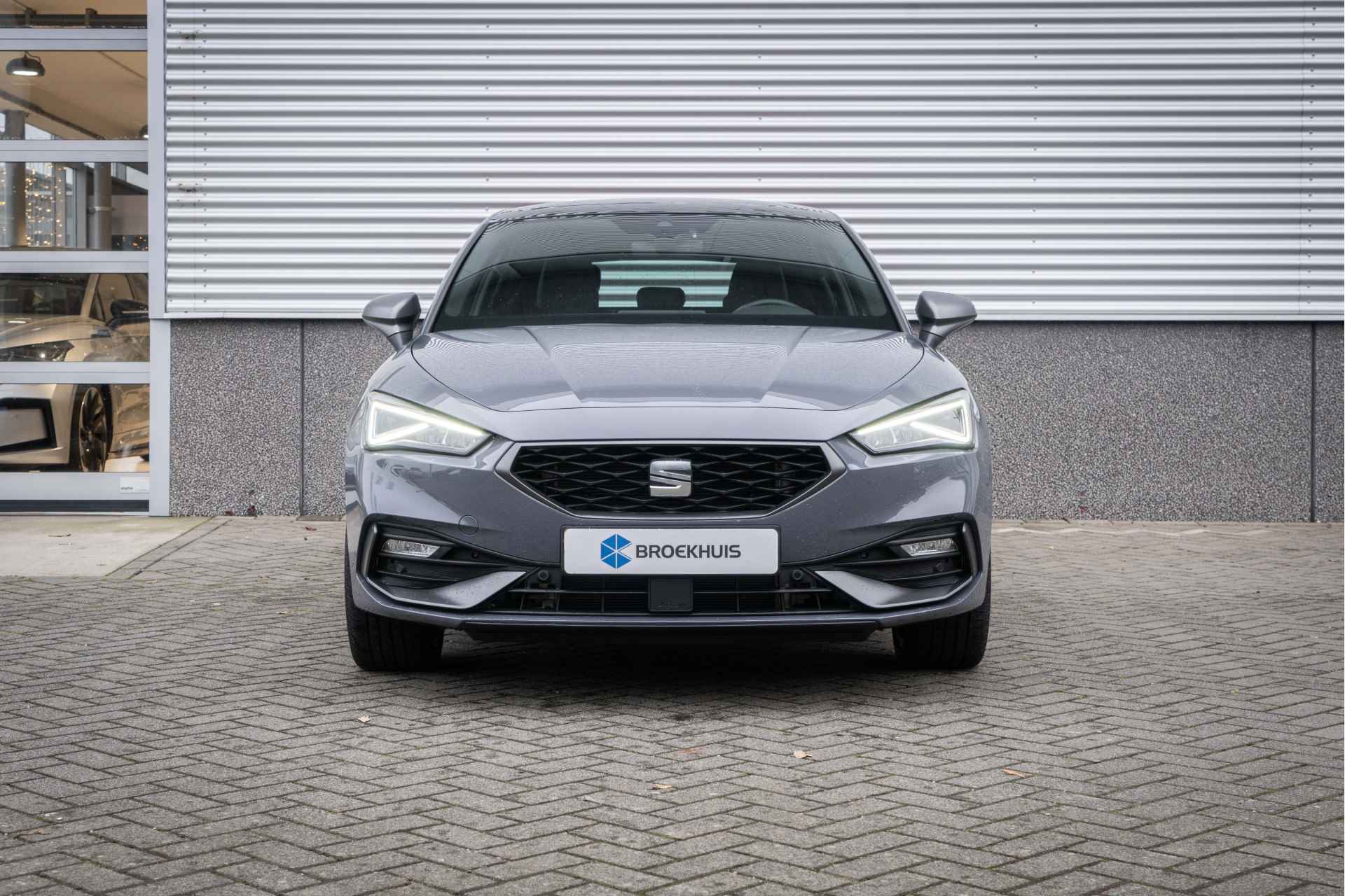 SEAT Leon 1.4 TSI 204 PK eHybrid PHEV FR Business Intense | Panoramadak | Keyless | Achteruitrijcamera | Stoel + stuur verwarming | Naviga - 3/40