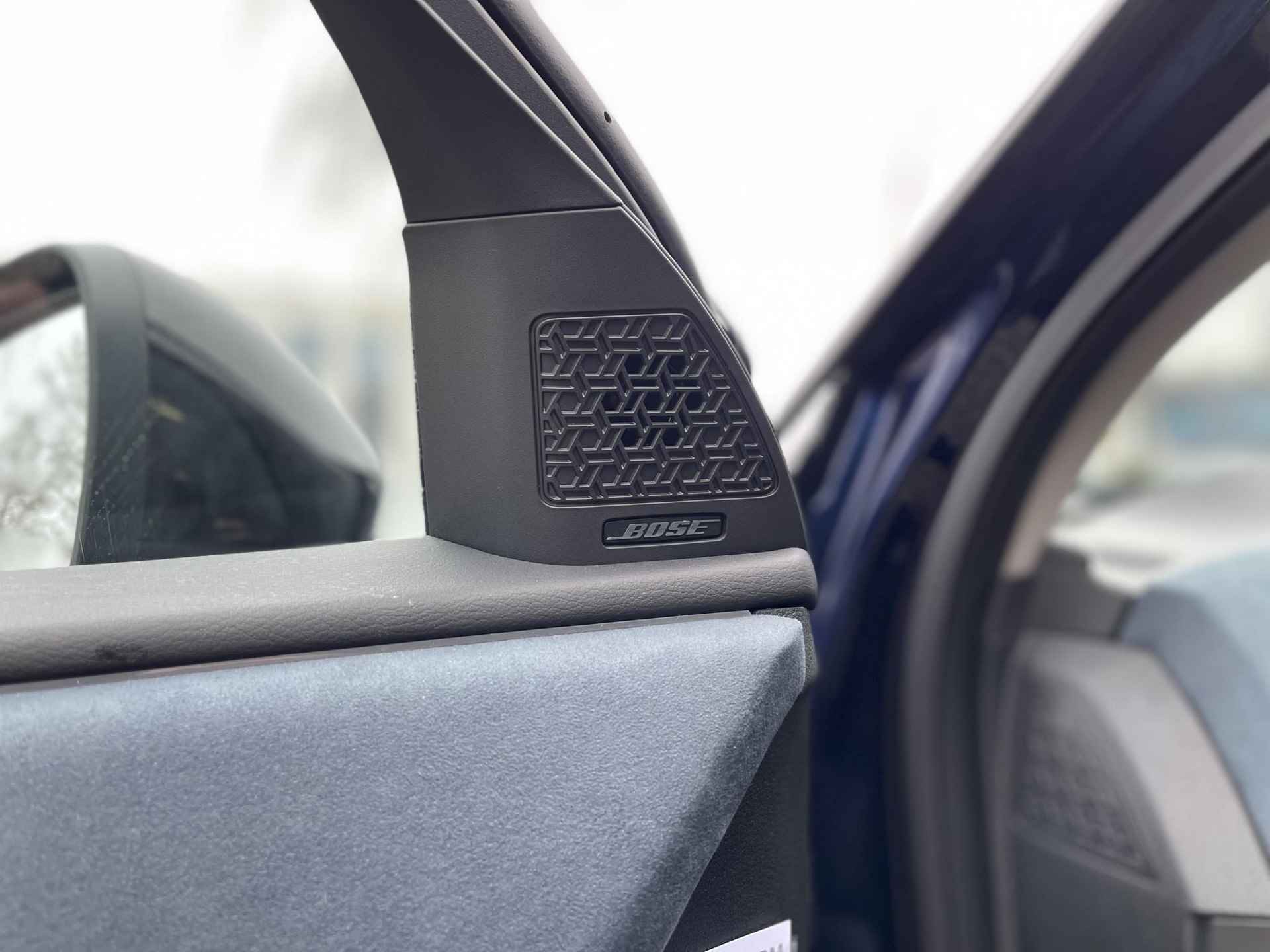 Nissan Ariya Evolve 91 kWh | Panoramadak | Nappa Leder | 20'' Aerocover Velgen | Head-Up Display | BOSE Audio | Geheugenstoelen | Rijklaarprijs! - 22/32