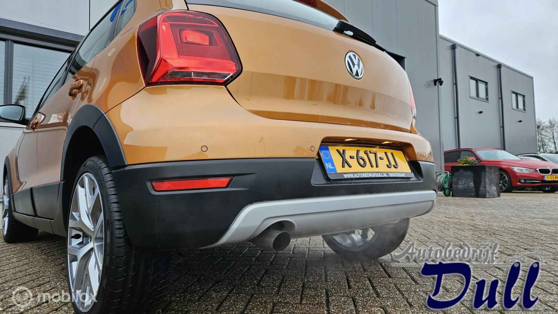 Volkswagen Polo 1.2 TSI 90 PK Cross 45094 KM!! NIEUWSTAAT!!! - 26/29